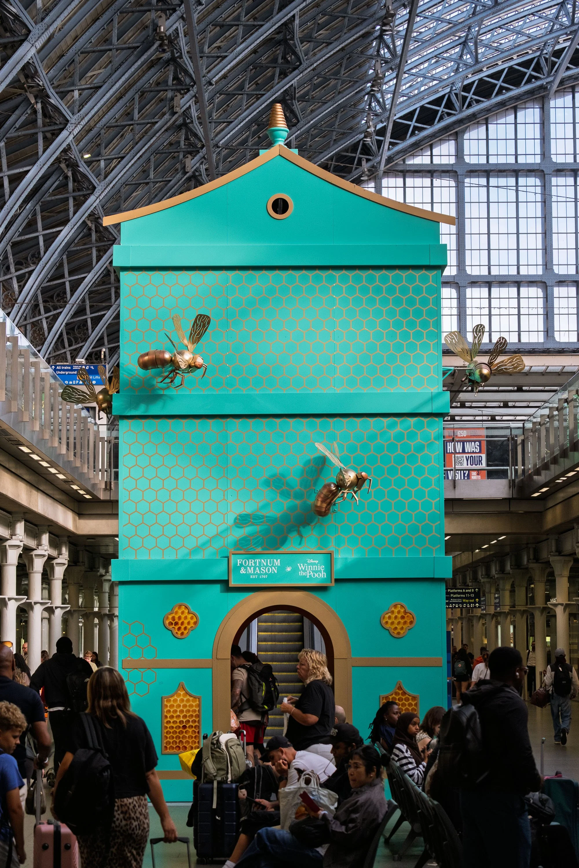 Fortnum and Mason Beehive in St Pancras