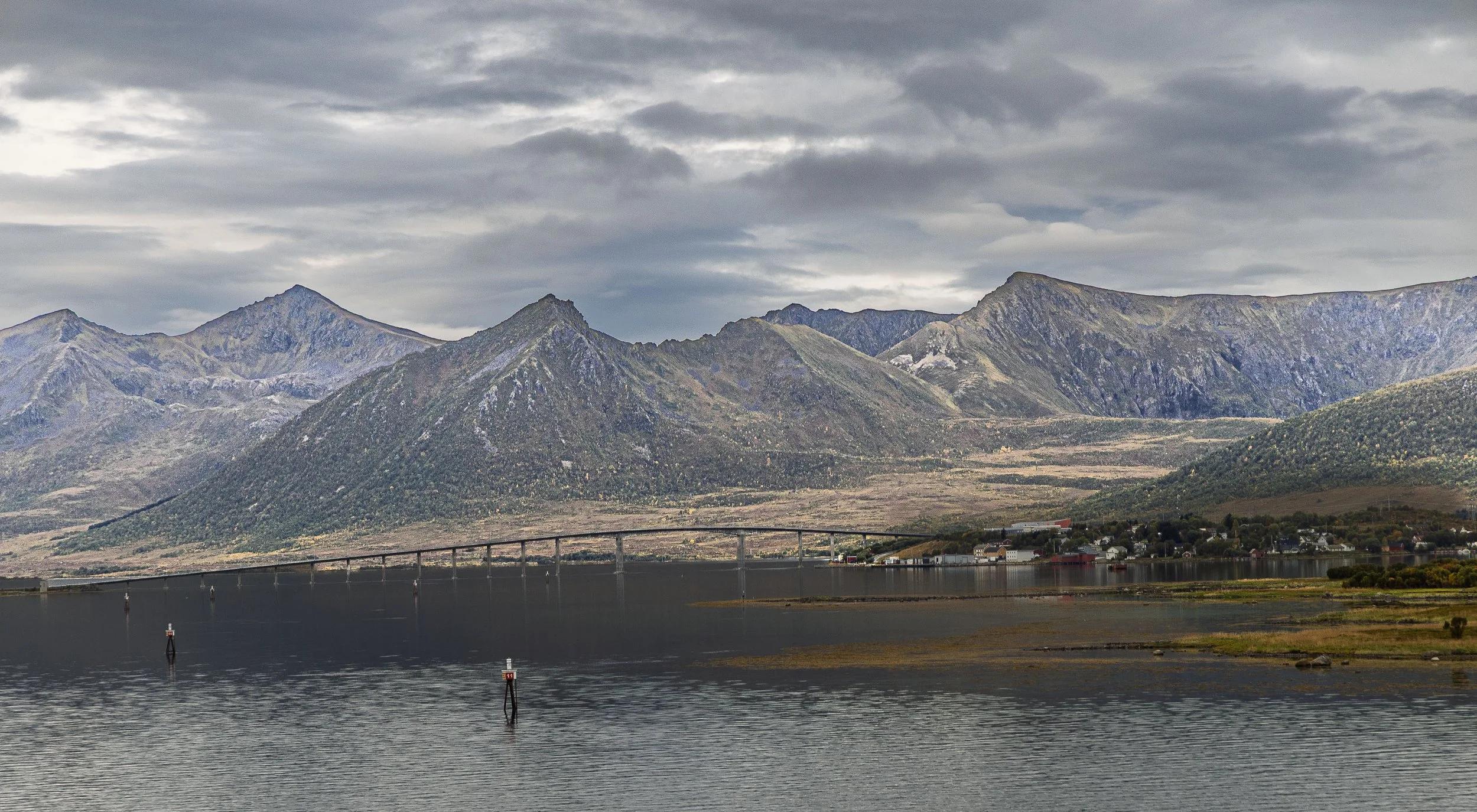 Approaching Risoyhamn