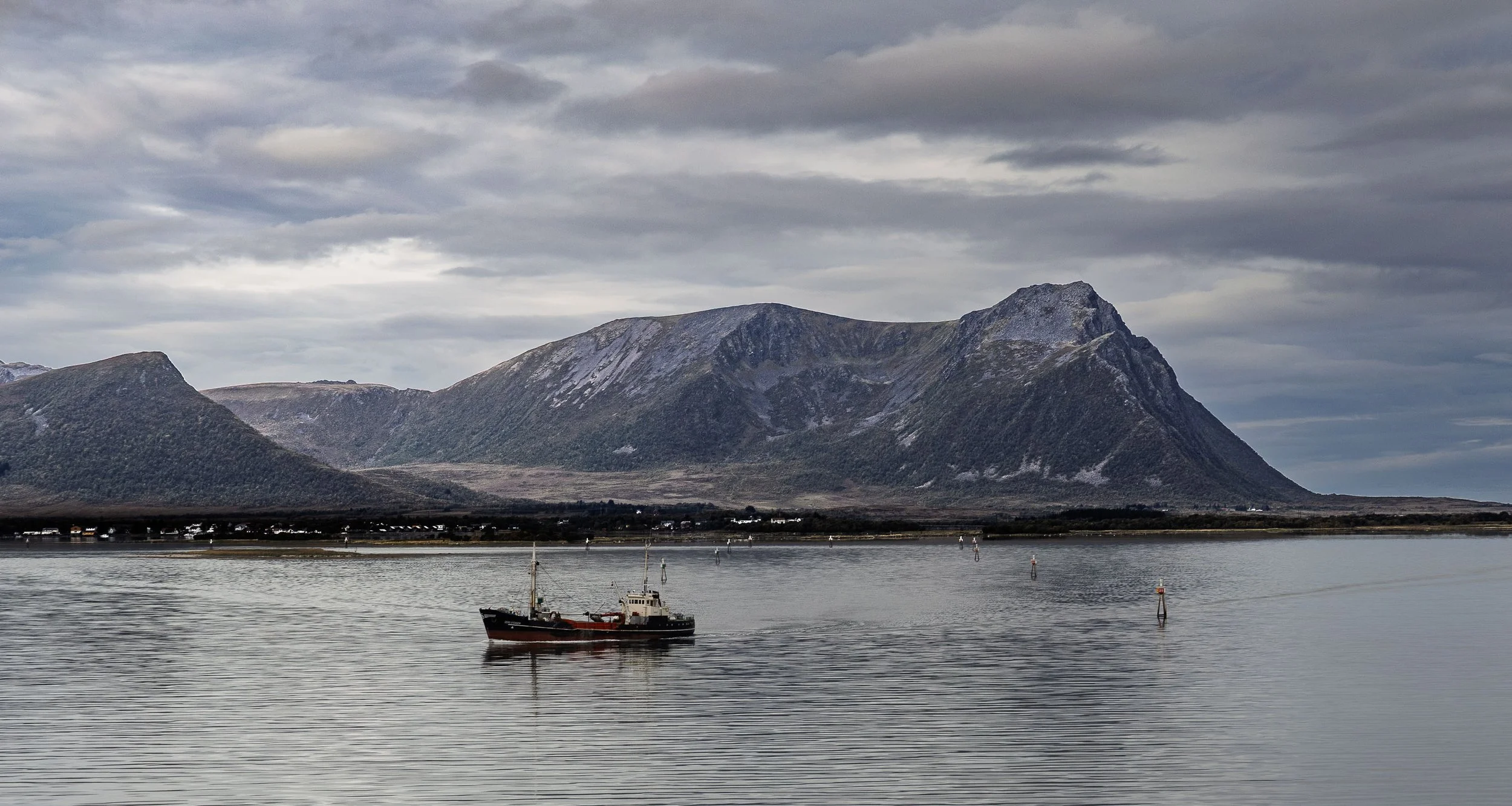 Passing Boat