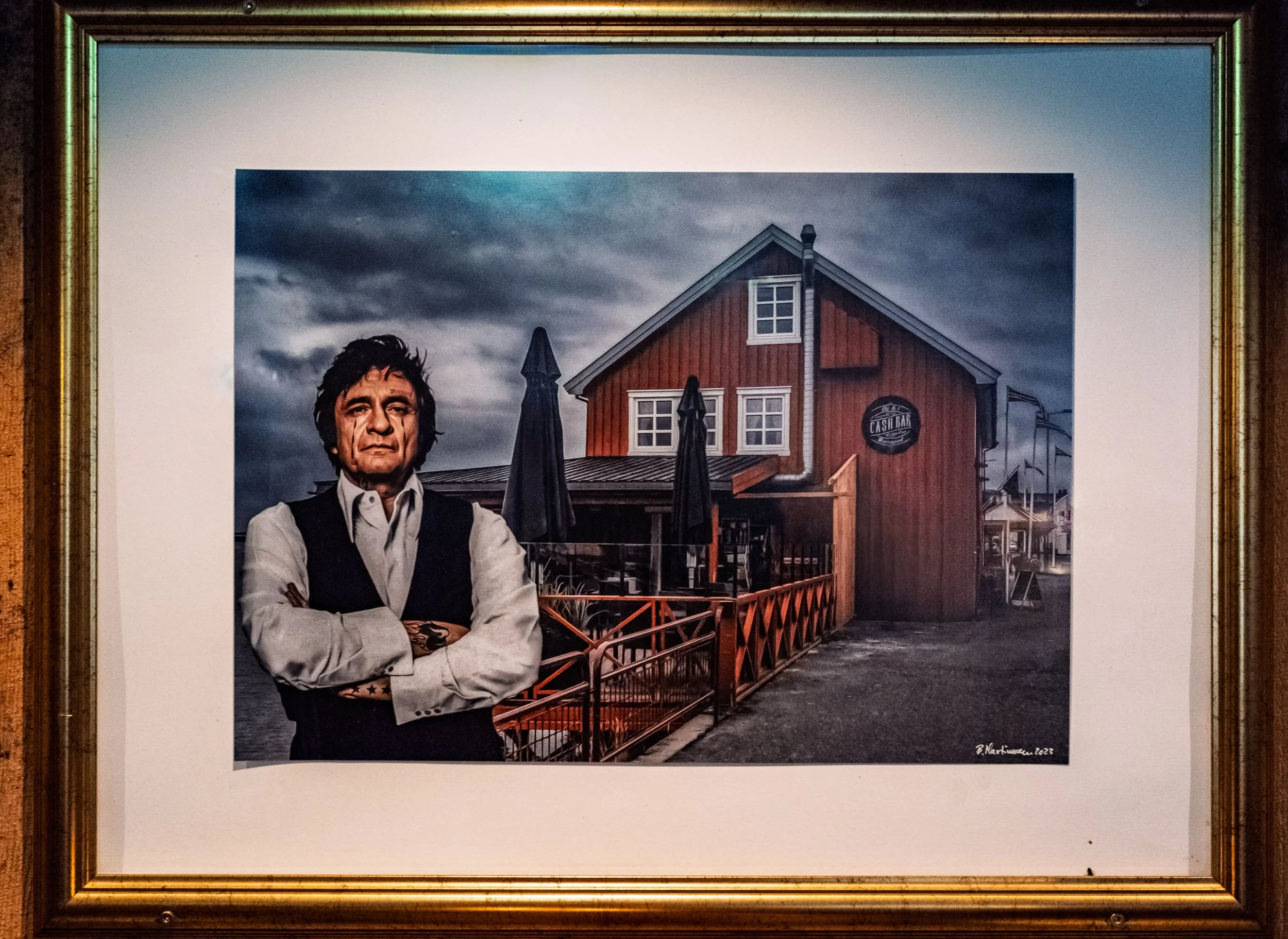 Johnny Cash in the Cash Bar