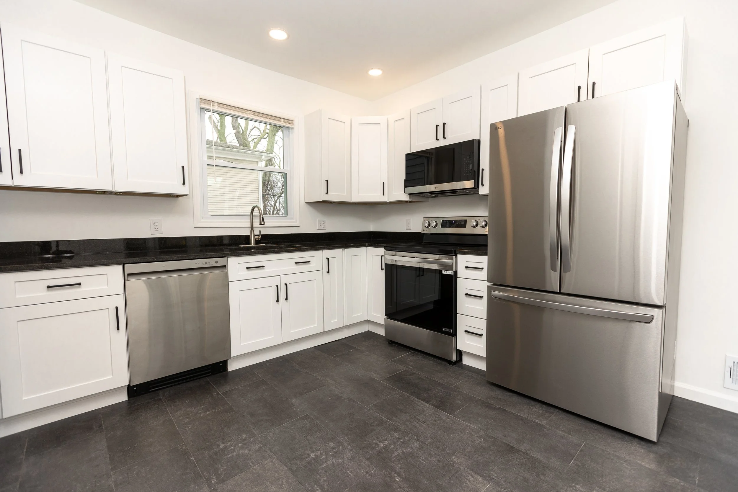 JD Scott Photography-717 N. Congress-First Floor-After-17.jpg