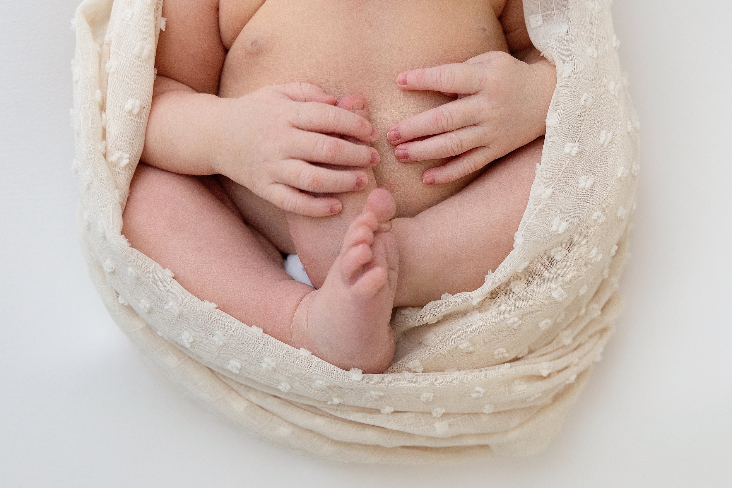 Margo Newborn Session-5.jpg