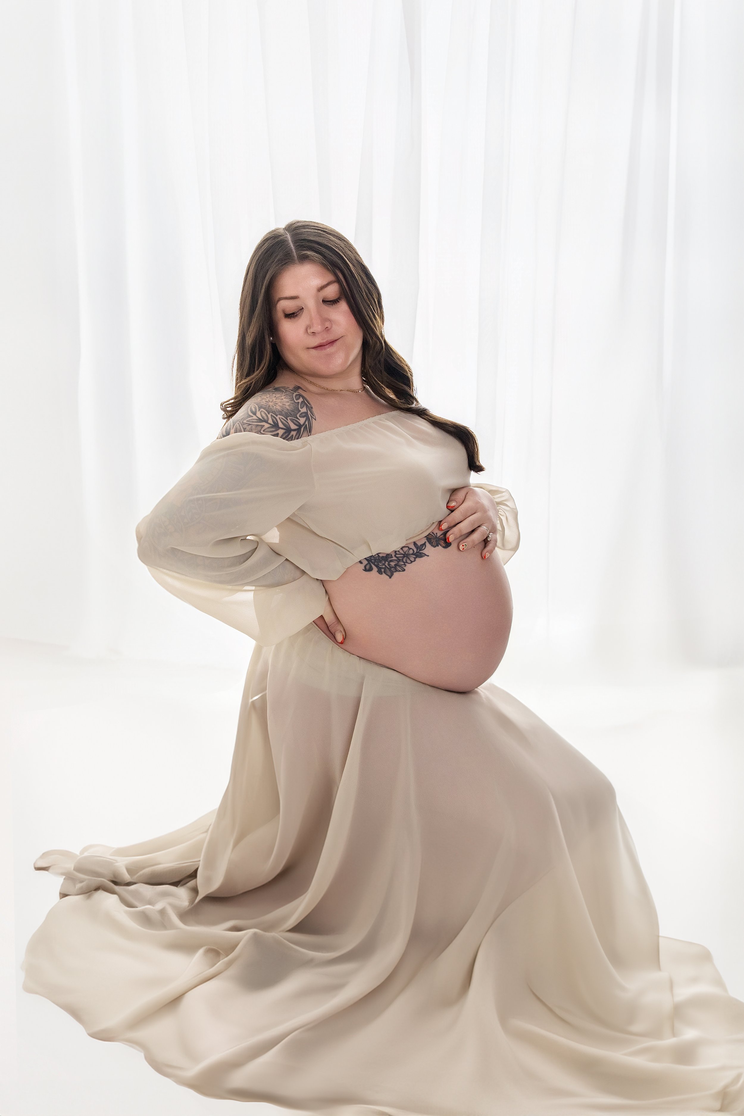 Alyssa-rochester-hills-mi-maternity-photographer-52.jpg