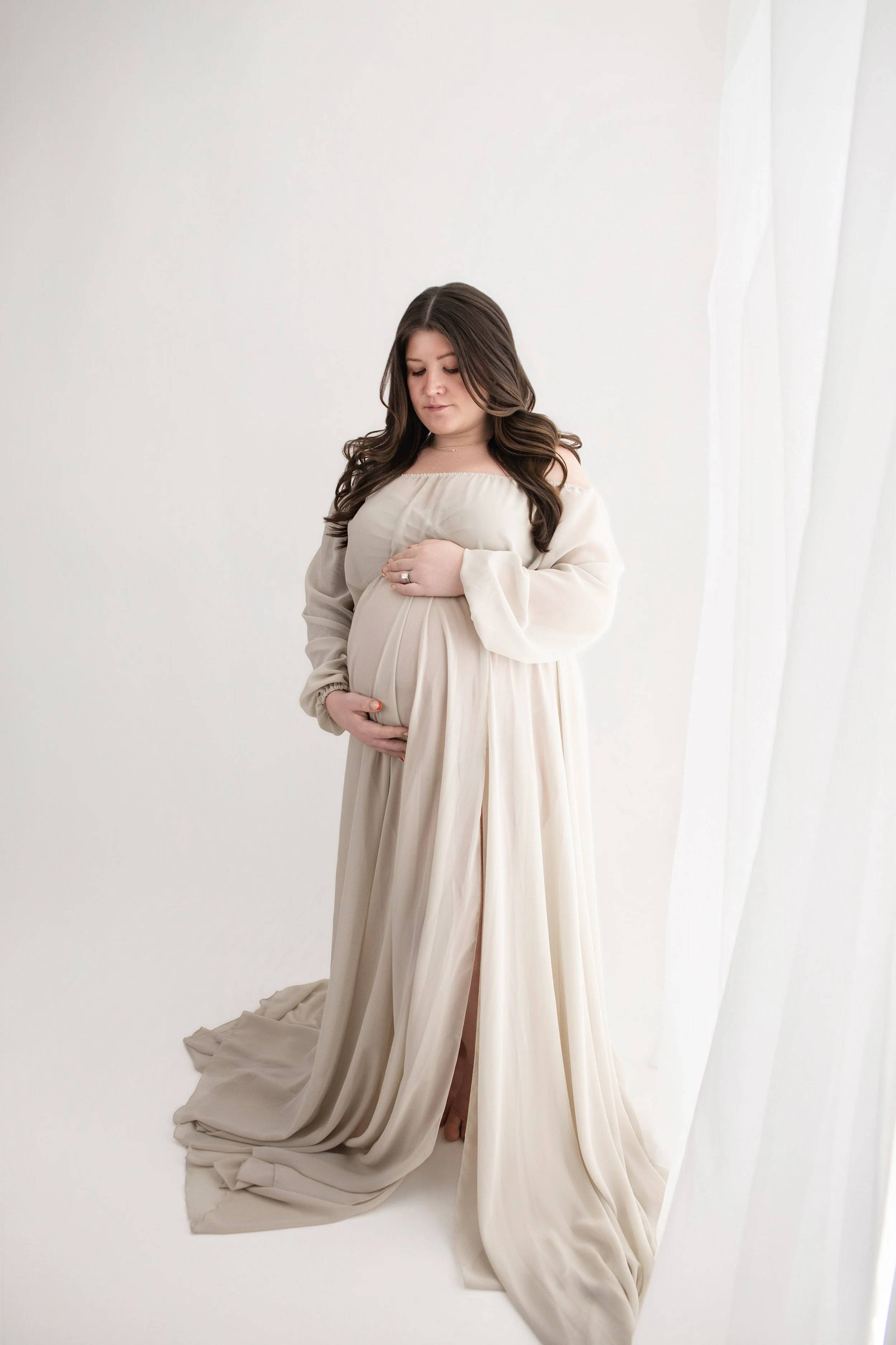 Alyssa-rochester-hills-mi-maternity-photographer-3_1.jpg
