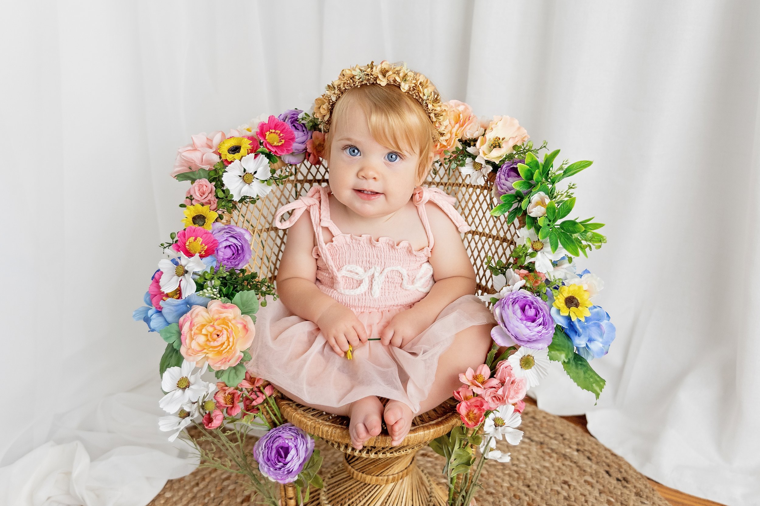 First birthday cake smash photography session at El & Em Photography studio in Rochester Hills