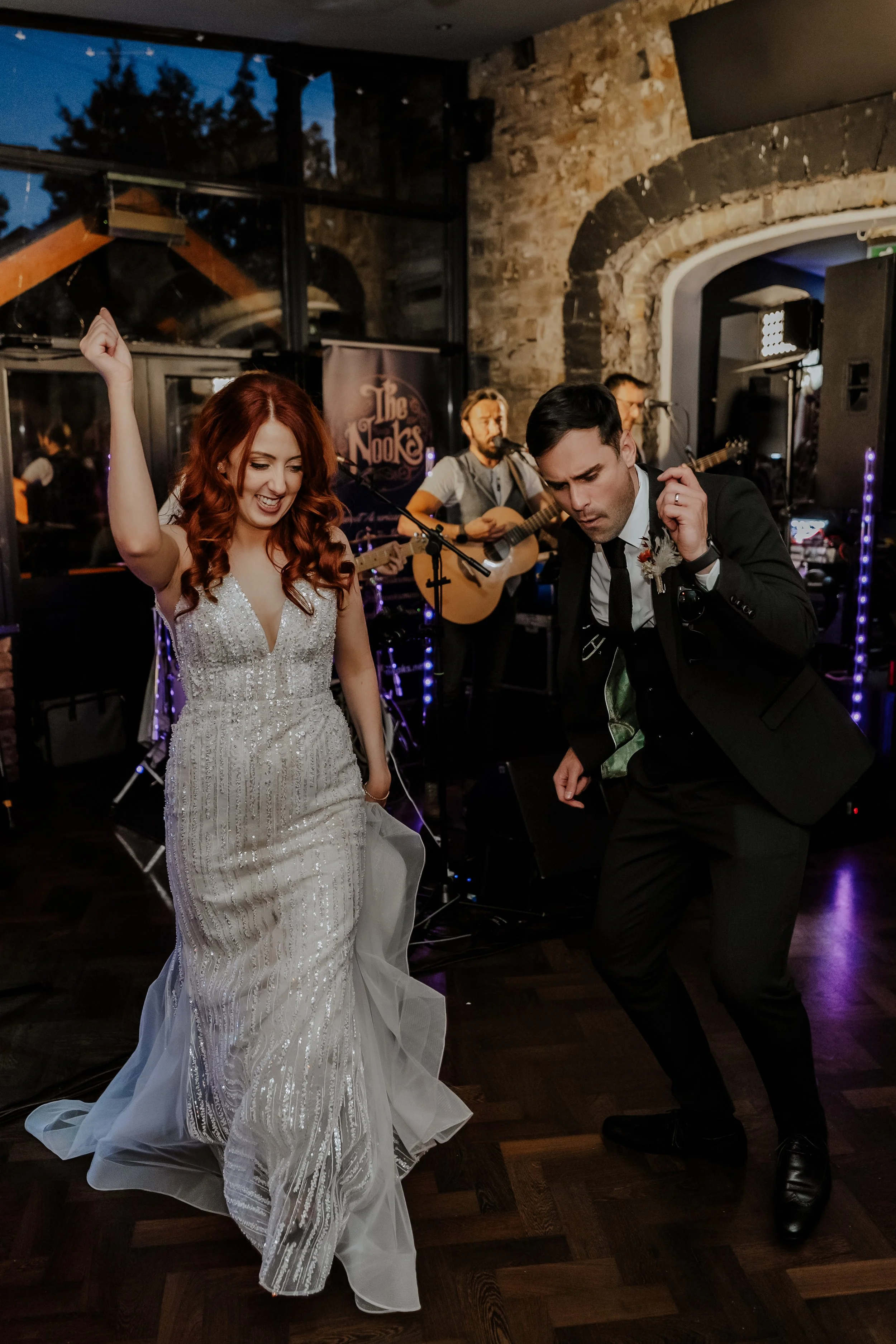 wedding at boyne hill - couple dancing 