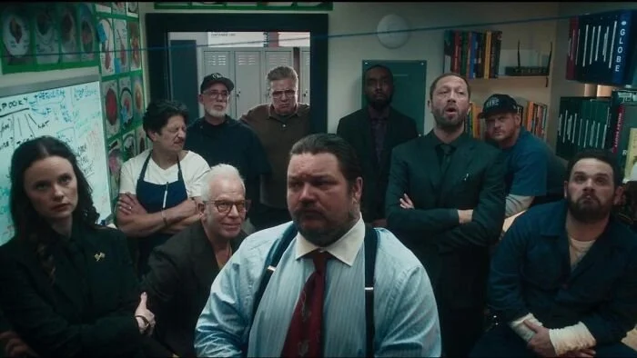 The-Bear-Cast-Guide-Every-Character-and-Who-Plays-Them-6a358522833e2__700.jpg