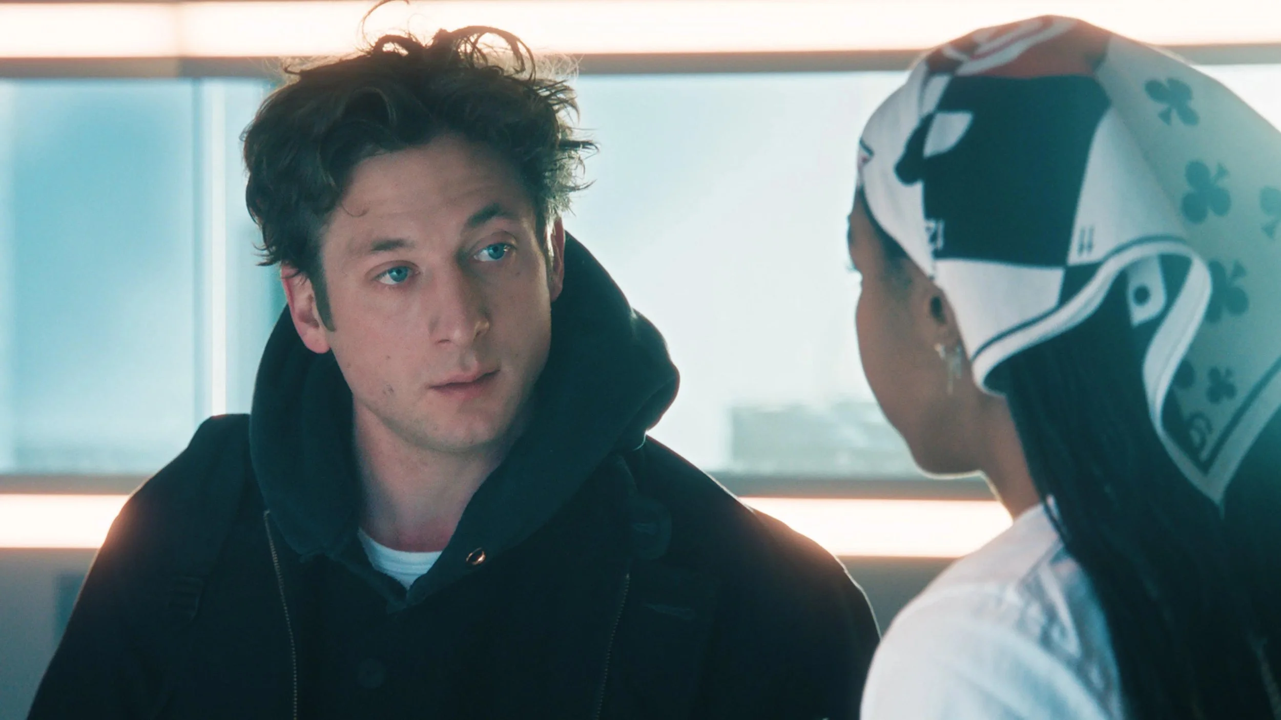 MV5BZTY0NTM2NTQtMzIyNC00ZWNmLTkwZTQtMzcwMzc1NTU5YTFmXkEyXkFqcGc@._V1_.jpg