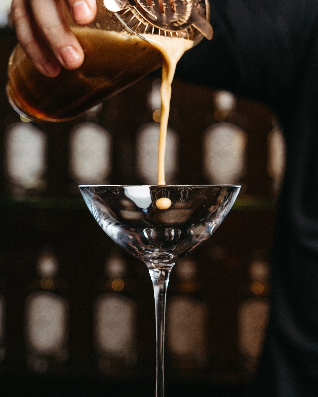 The first drop of your Friday night. The start of something beautiful.

Cocktail photography is an area where we have a lot of fun in demonstrating our creativity for clients. In this example, we staged an @Eight_Lands home bar adorned with their str