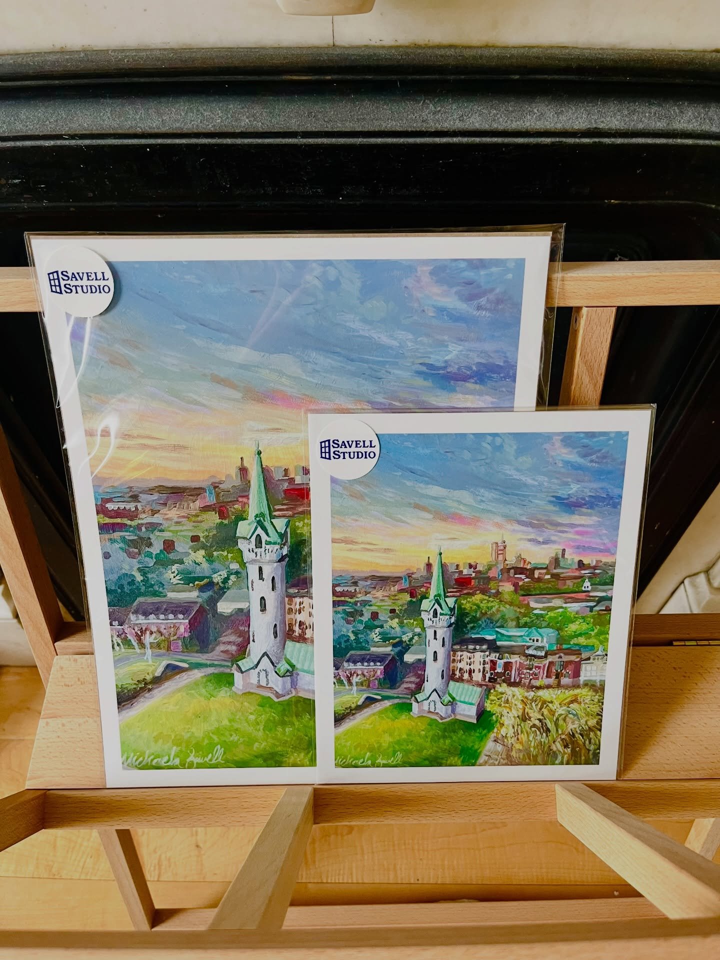 Look out, world! There&rsquo;s a new art print size in town at Savell Studio 🌆 As I&rsquo;m prepping for a full art fair season, I&rsquo;ve been testing out 11&rdquo;x14&rdquo; art prints. You can see the size comparison in the first slide. My art p