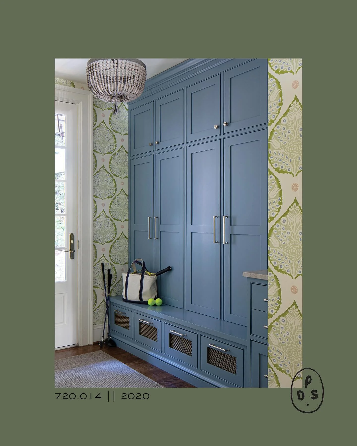 Dreaming about a functionally beautiful drop zone?

Need gorgeous wallpaper to greet you from the door?

Need a design team to carve you out a Mudroom when you didn&rsquo;t think it was possible?

📸 @gordongregoryphoto 
🔨 @carnesbuilt 

#partidesig