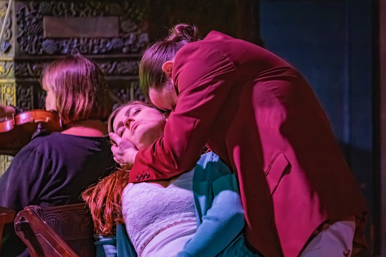 Violetta and Alfredo final death.jpeg