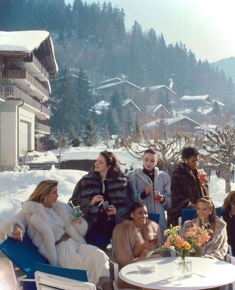 Aspen, Saint Moritz, or Meg&egrave;ve?⁣
Where are you traveling to this winter snow season? ⛷
