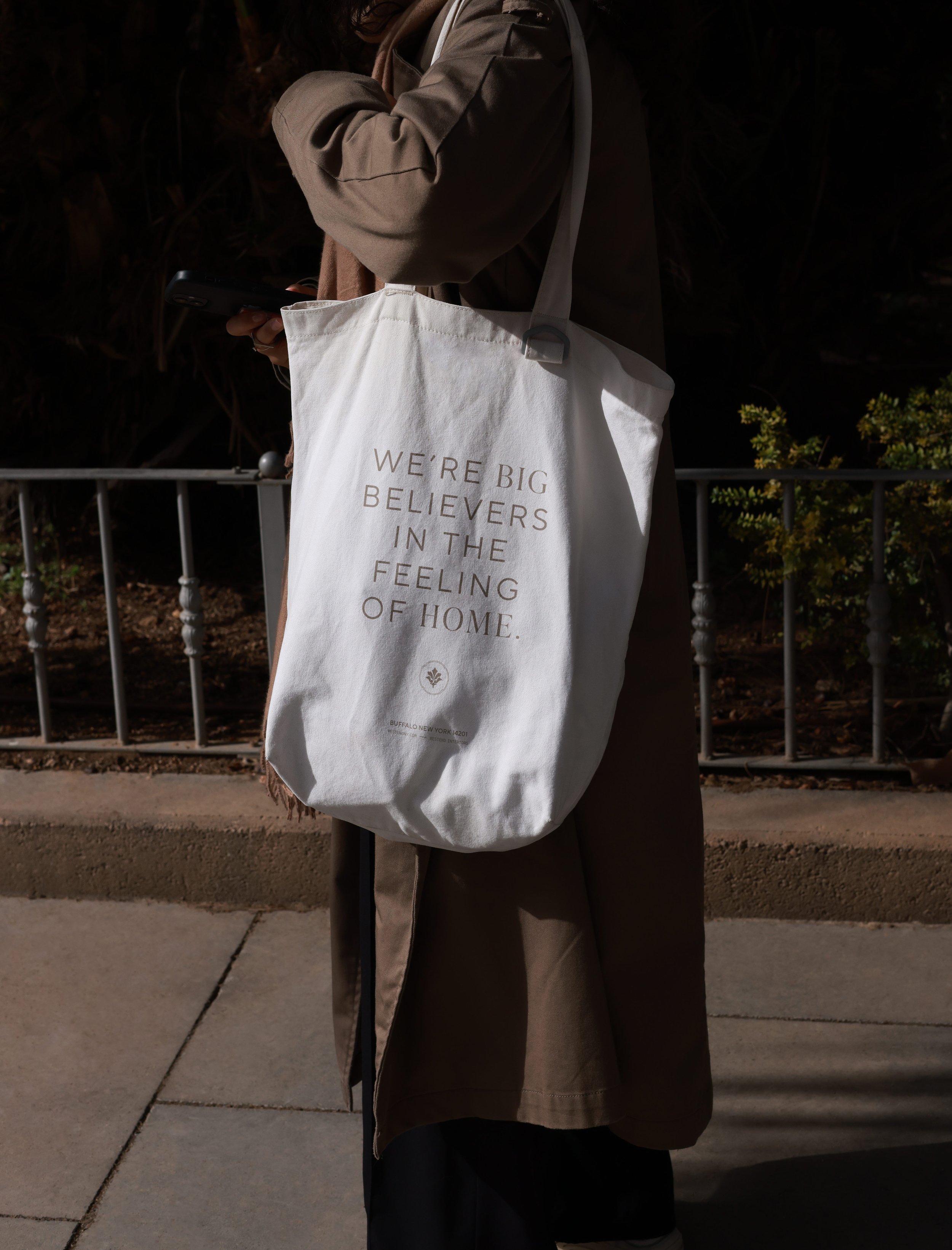 WEI_TOTE-BAG-MOCKUP-02.jpg