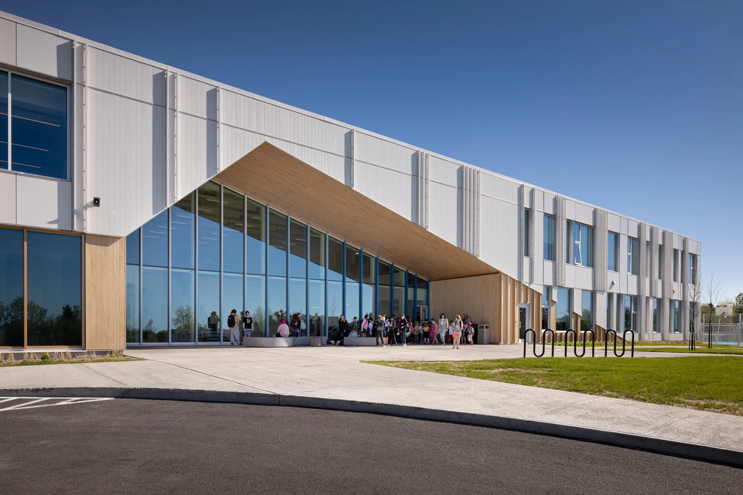 Ecole-New-Carlisle-EXT-StephaneGroleau-083_C.jpg