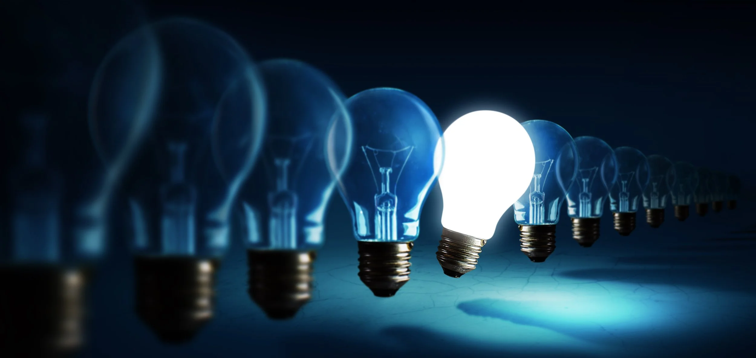 lightbulbs-blue-background-idea-concept.jpg