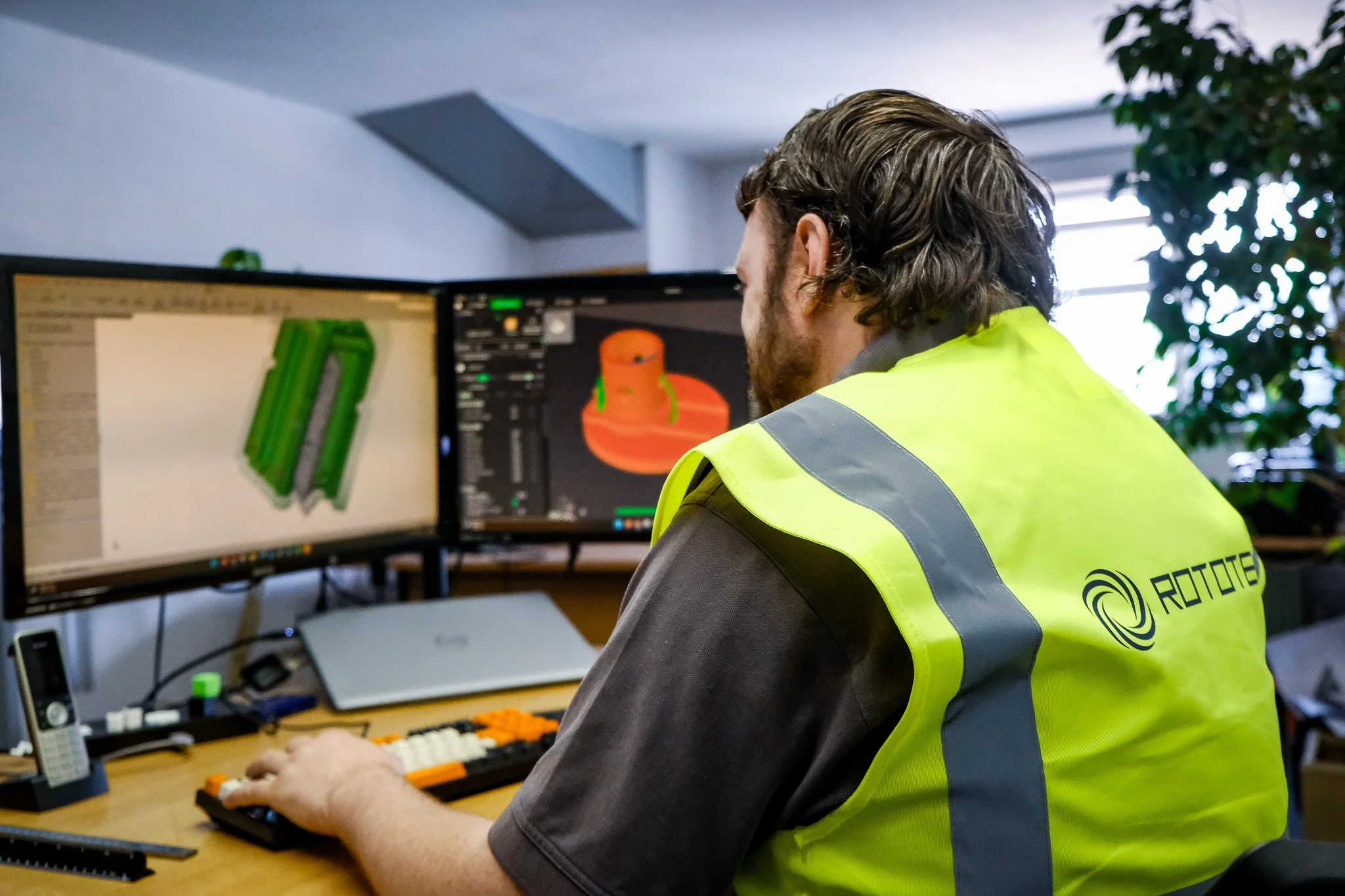 How Rotomoulding in Plastic Manufacturing Reduces Material Waste 