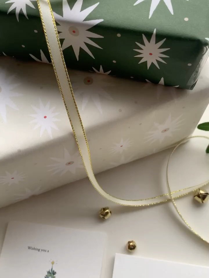 Slowly adding to the Christmas collection each year, and feeling proud of how it&rsquo;s shaping up ✨

Head to the website to stock up your card drawer for the festive season 📮