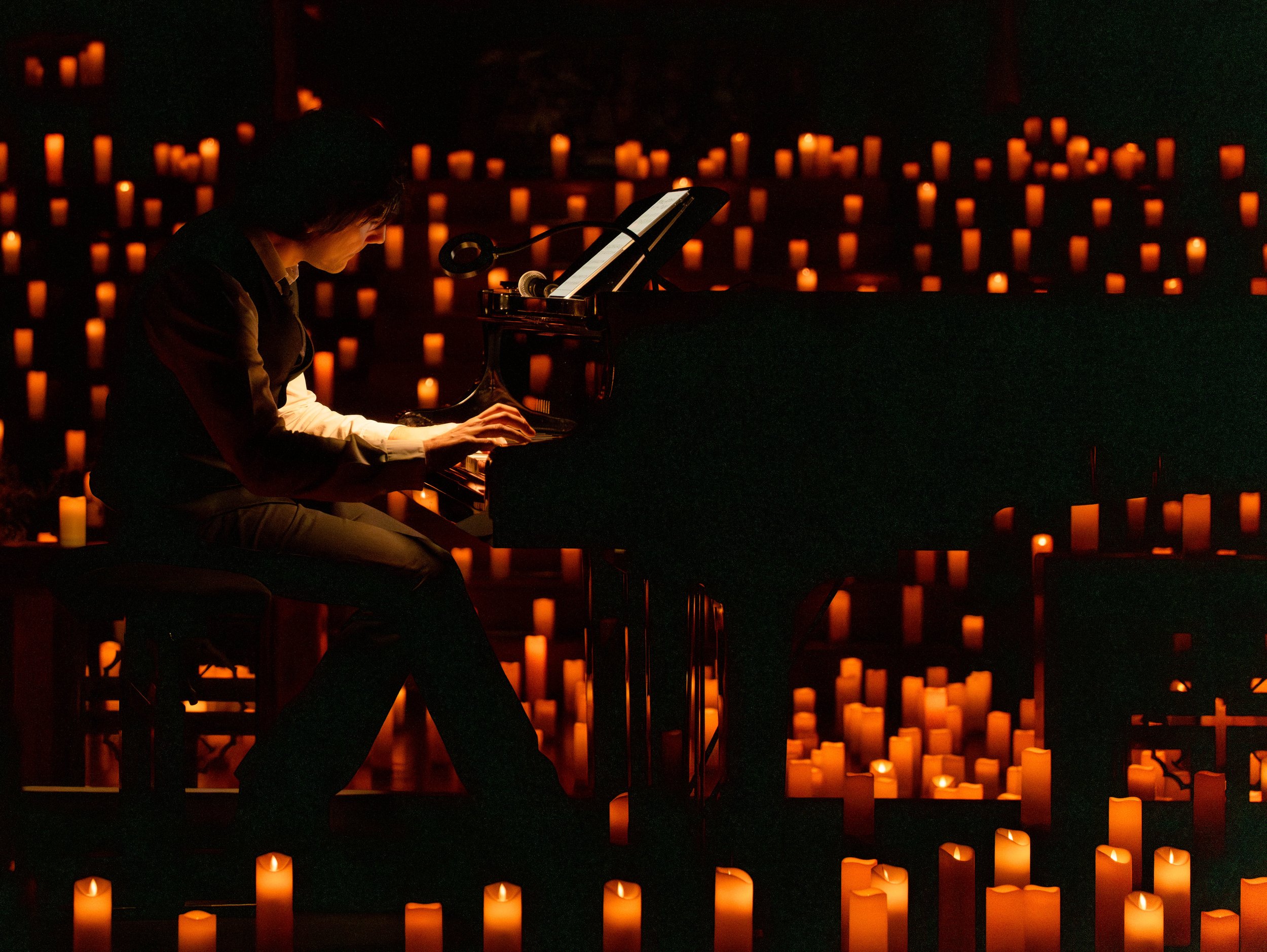 Plongez dans l'univers envoûtant du concert piano à la bougie : une expérience sensorielle inédite