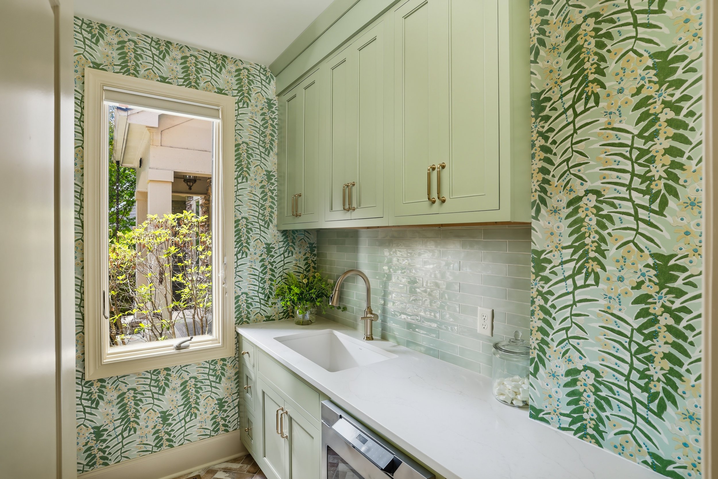 Lake Keowee Laundry and Baths