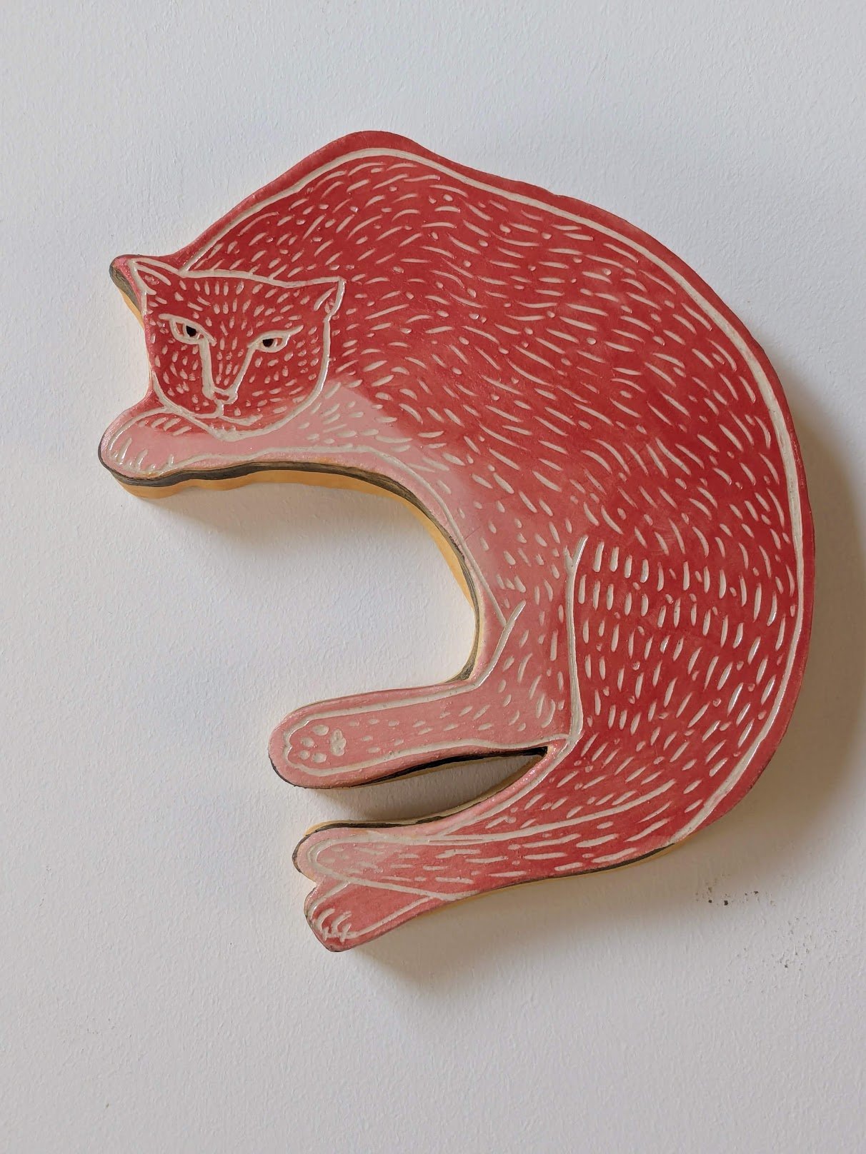 Reclining Red Cat
ceramic  7.5"x8"x1.5"