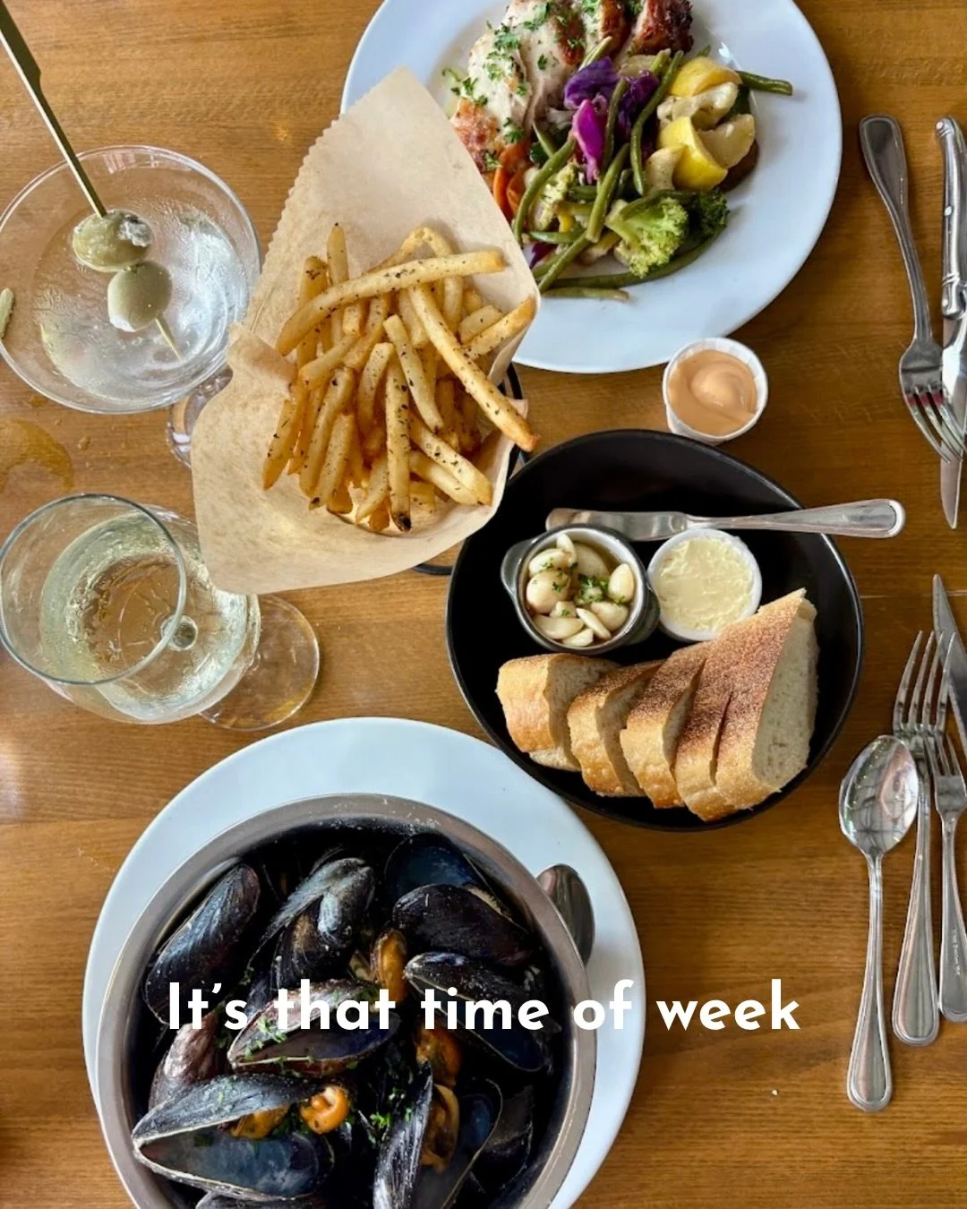 Fresh PEI mussels steamed your way is our favorite midweek bistro fare. 

The ultimate casual luxury experience wouldn&rsquo;t be complete without pommes frites 🍟 You&rsquo;ll be dipping the crispy sidekicks into these three broths&hellip; 

Parisie