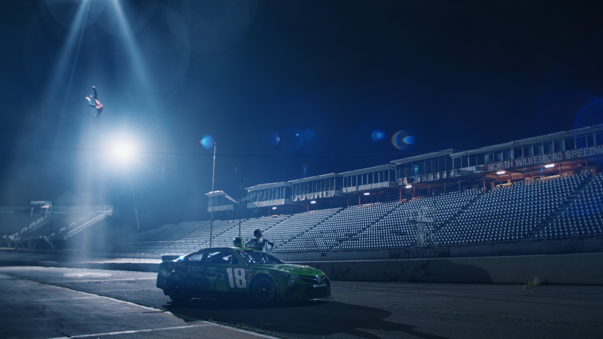 Toyota - Aliens