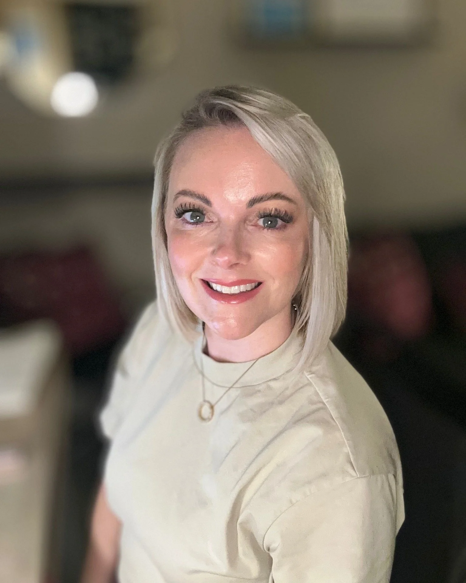 Hi everyone! Hope you&rsquo;re having a lovely weekend ✨

Our next Pearly Bright bite-sized Naturawhite cosmetic laser teeth whitening session at a tester price is Saturday 7th February 🦷🤍

✨ Suitable for one person or two people at the same time
✨