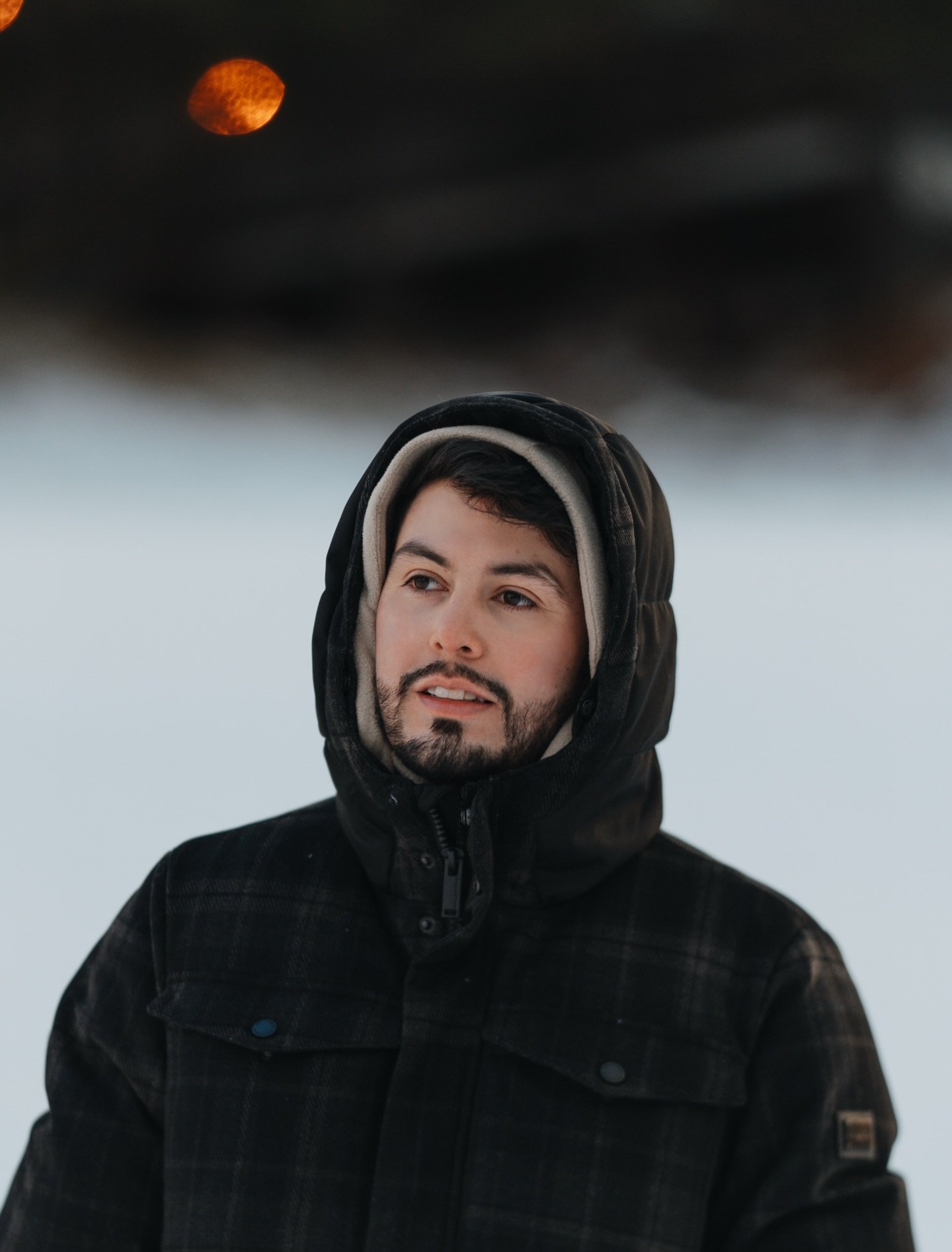 Con mi mu&ntilde;eca de nieve ⛄️❄️ @jackelin.ot 🤍 Que hermosa que es verdad?

Quisiera vivir en la monta&ntilde;a para hacer snowboard todas las semanas! 🏂 Que libertad se siente aqu&iacute; 🗻