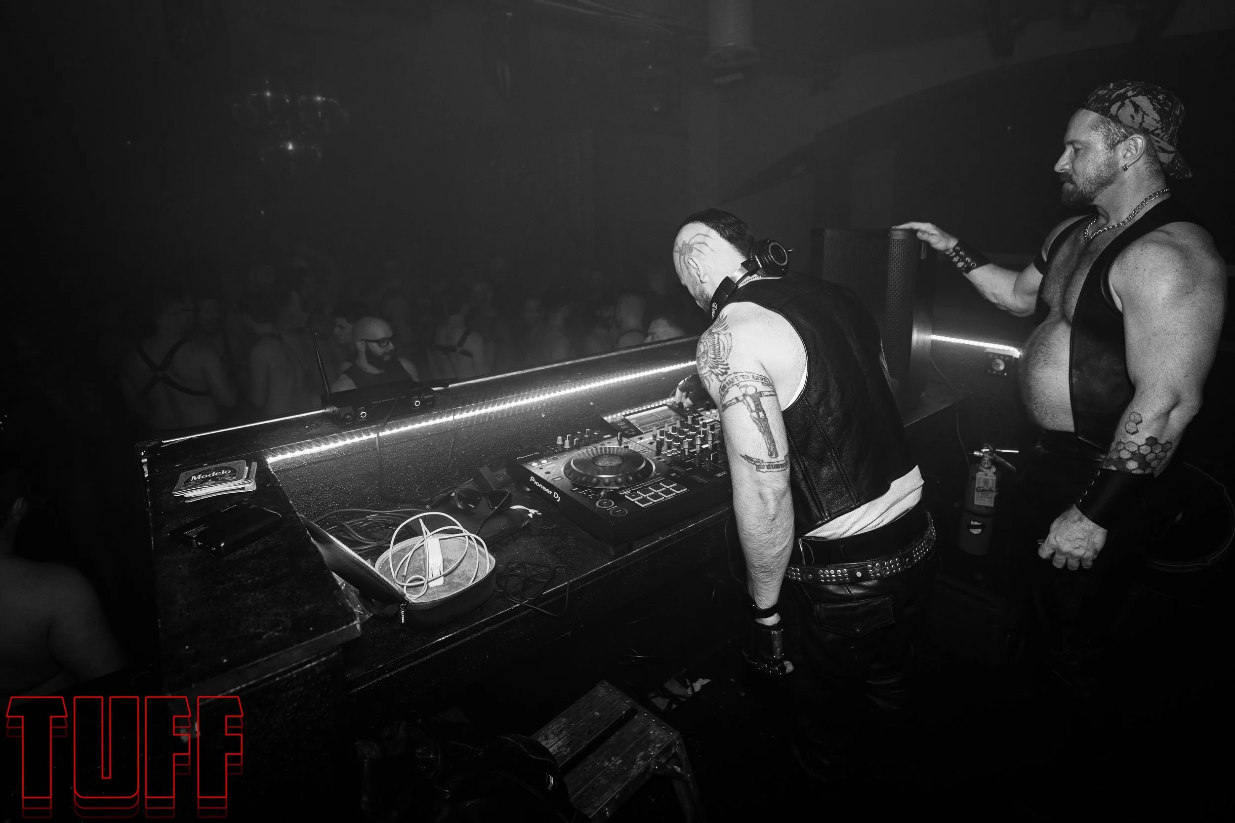 TUFF @ RAIL SD-31.jpg