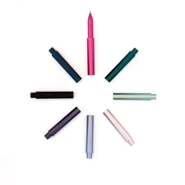 wren-refillable-writing-pen-all-colours-gif_52062744-21e1-4644-95e3-e1c40454bfac.webp