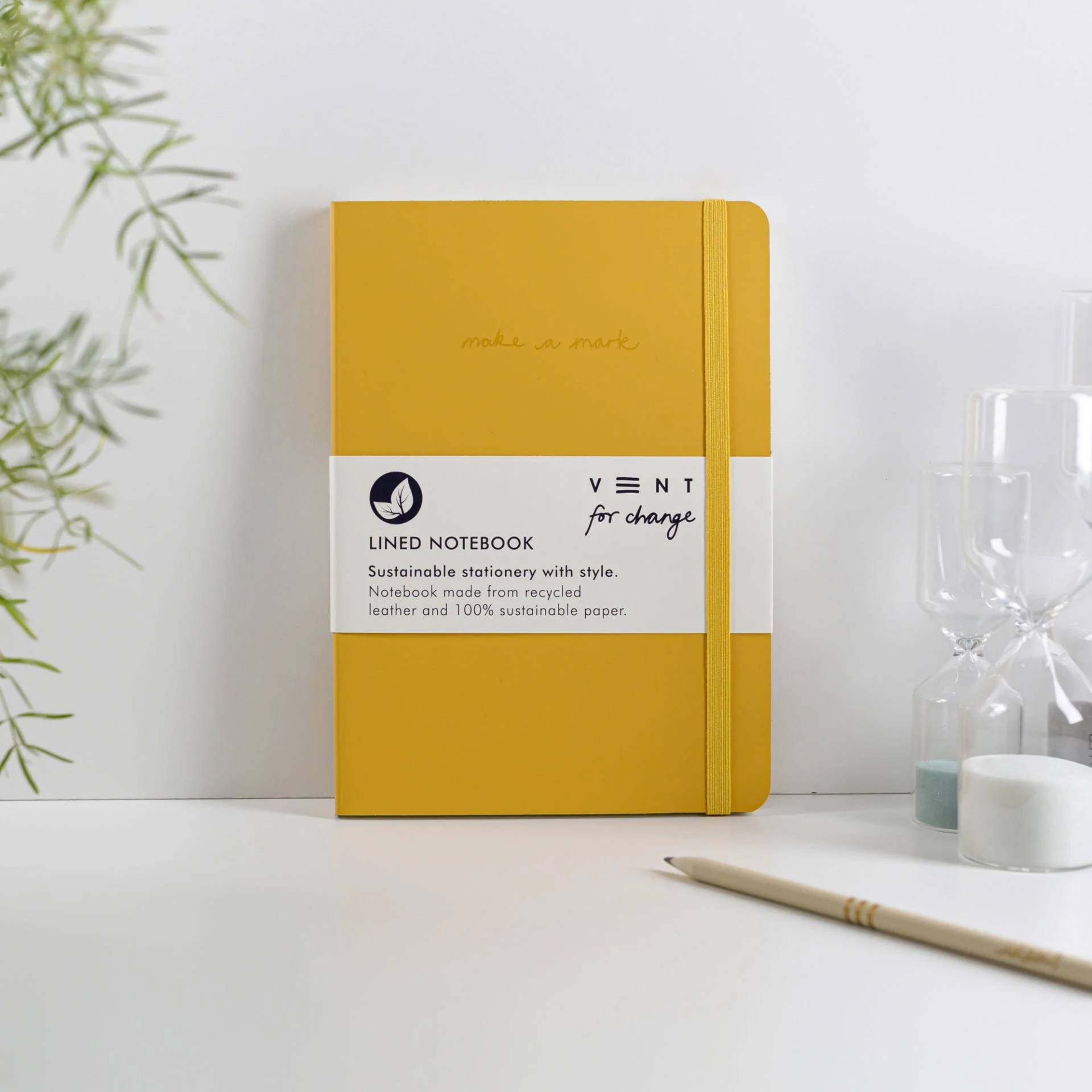 Recycled-Leather-A5-lined-notebook-Main-Shop-Image.jpg