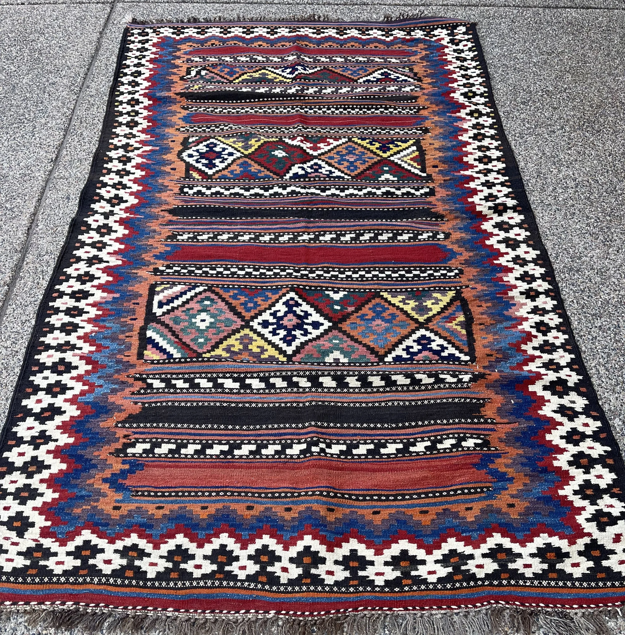 MahiWorx Handmade Rugs