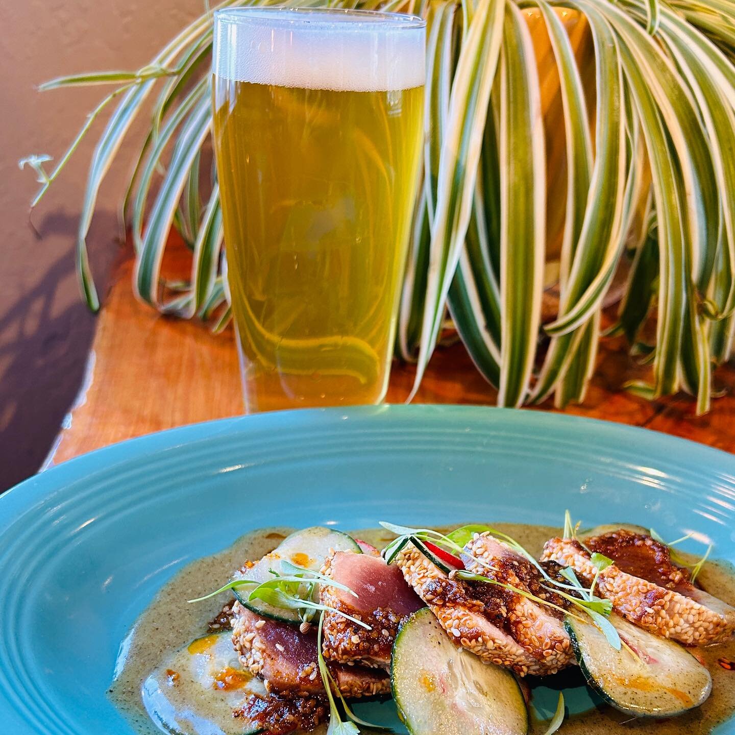 💘Happy Valentine&rsquo;s Day💘 

Join Atmosphere Kitchen &amp; DSB Beer Garden for our Year of the Dragon Valentine&rsquo;s Dinner! 🐉 
Lead Chef @klobene curated this amazing 5-Course Menu:

1️⃣ Tuna Tataki- Seared Sesame Tuna, Cashew Chili crunch,