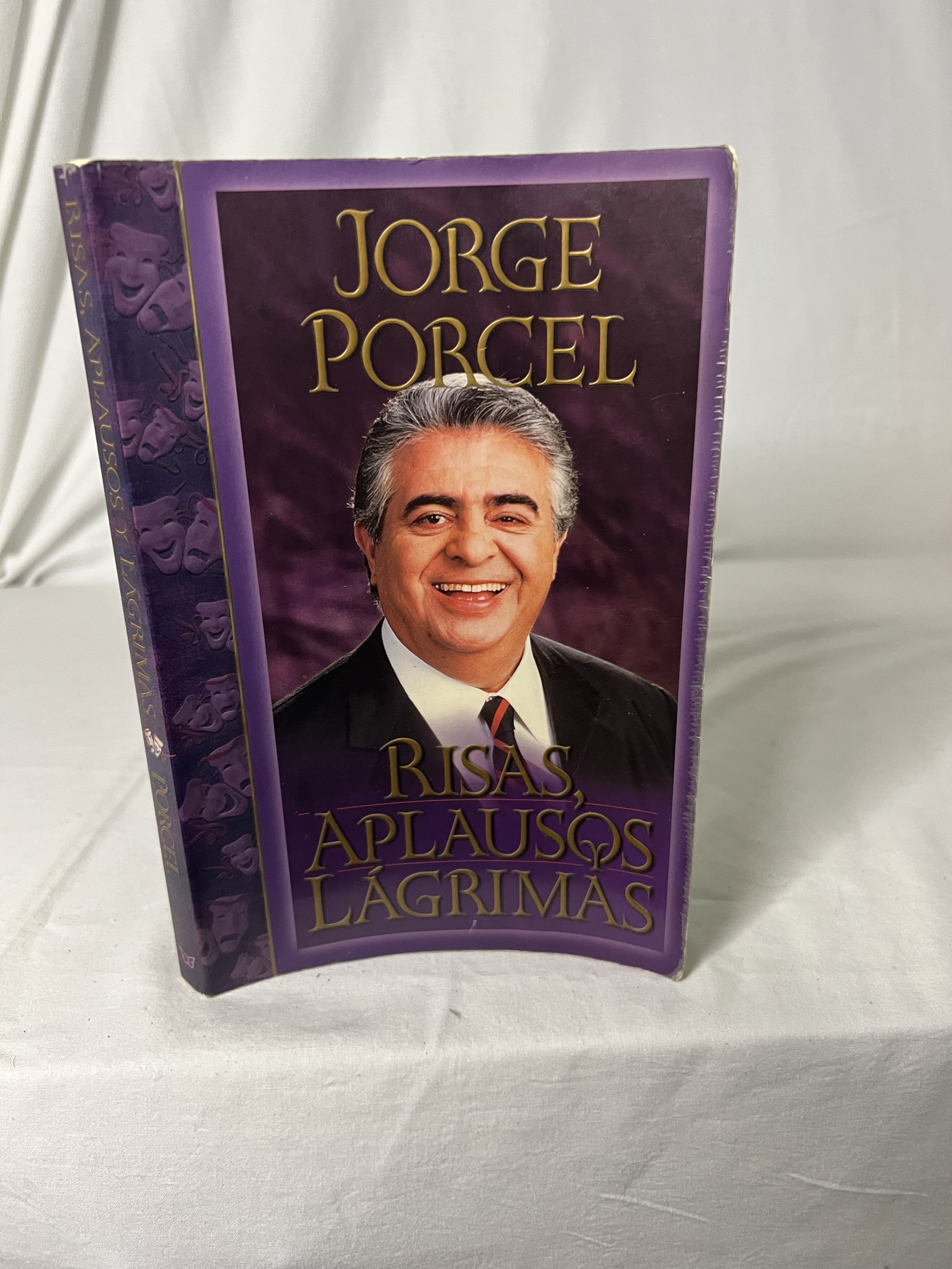 Risas, Aplausos, y Lagrimas
