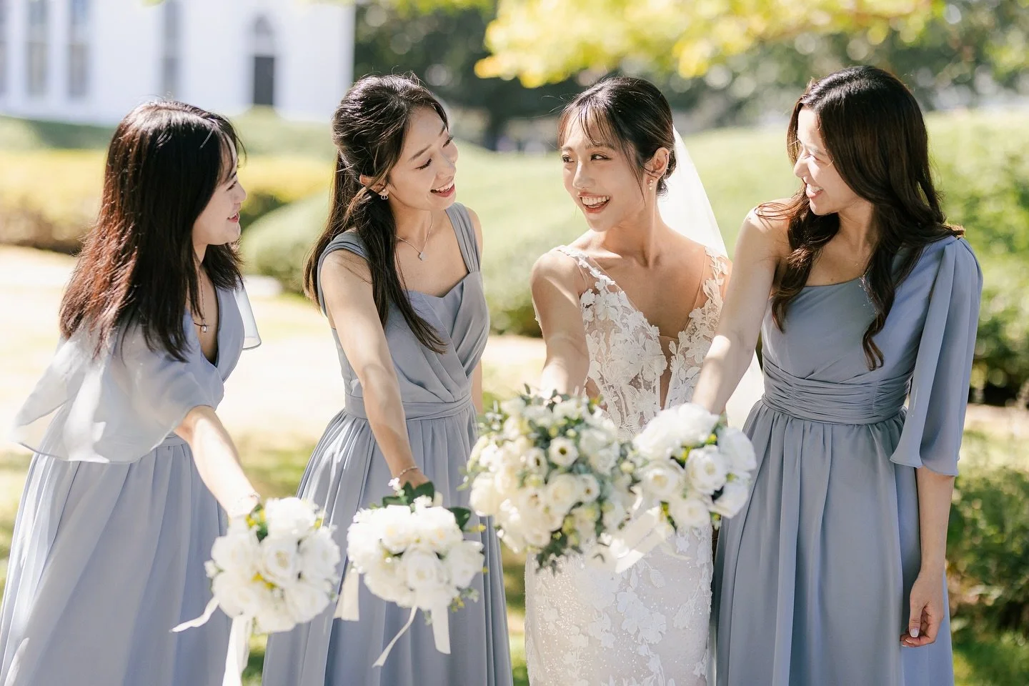 Forever grateful for these girls.

True friends are never apart, maybe in distance but never by heart 💕

#bridesmaids #girlsweekend #weddingshoot #weddingphotos #summerweddings #vancouverwedding #vancouverweddingphotographer #chapelwedding #weddingd