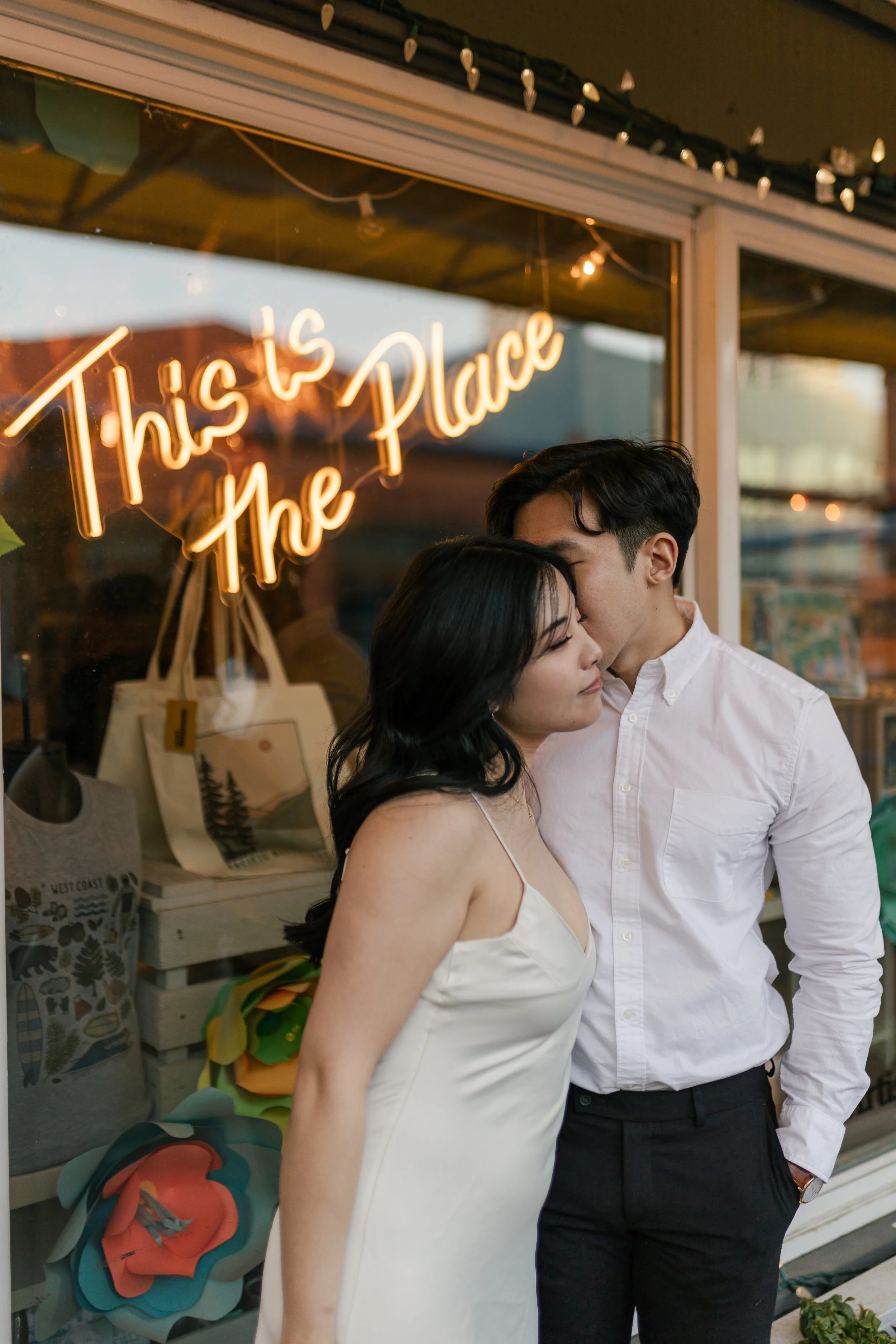 a-m-granville-island-engagement-photographer13.jpg