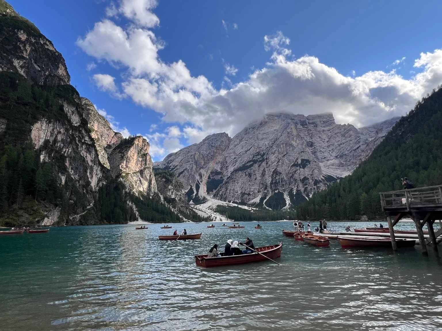 【北義】多洛米蒂自由行｜布拉耶斯湖 Lake Braies 交通、停車、環湖步道資訊