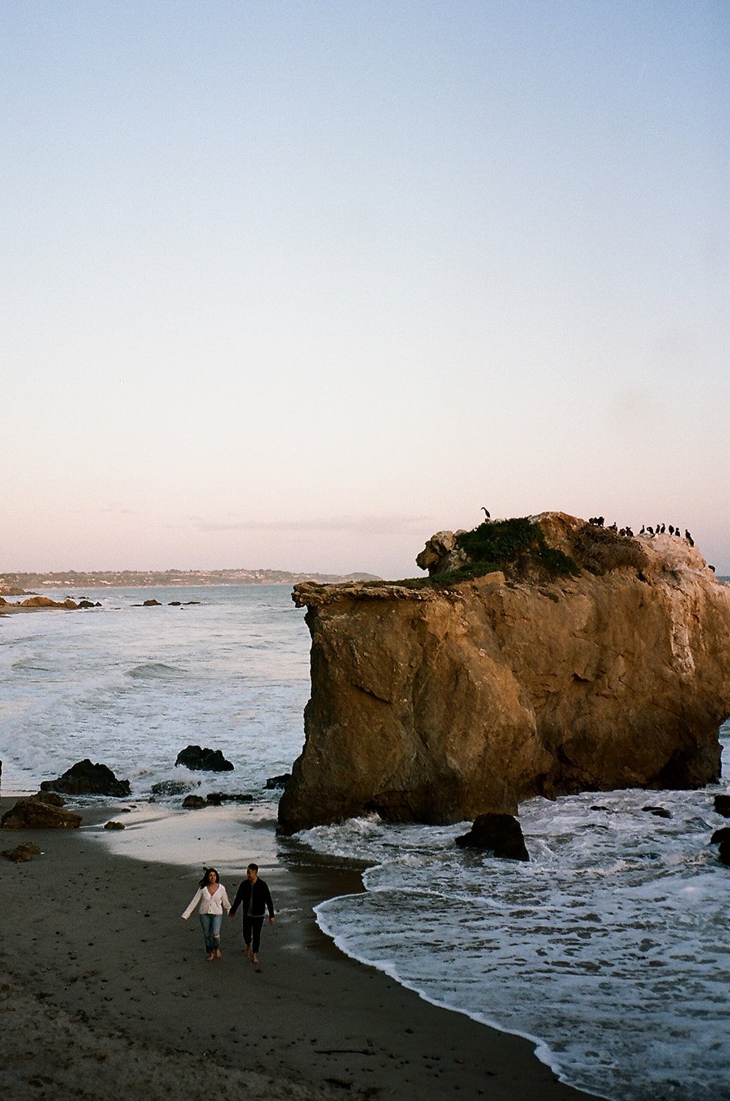 MALIBUBEACHENGAGEMENT-FILMPHOTOS-17.jpg