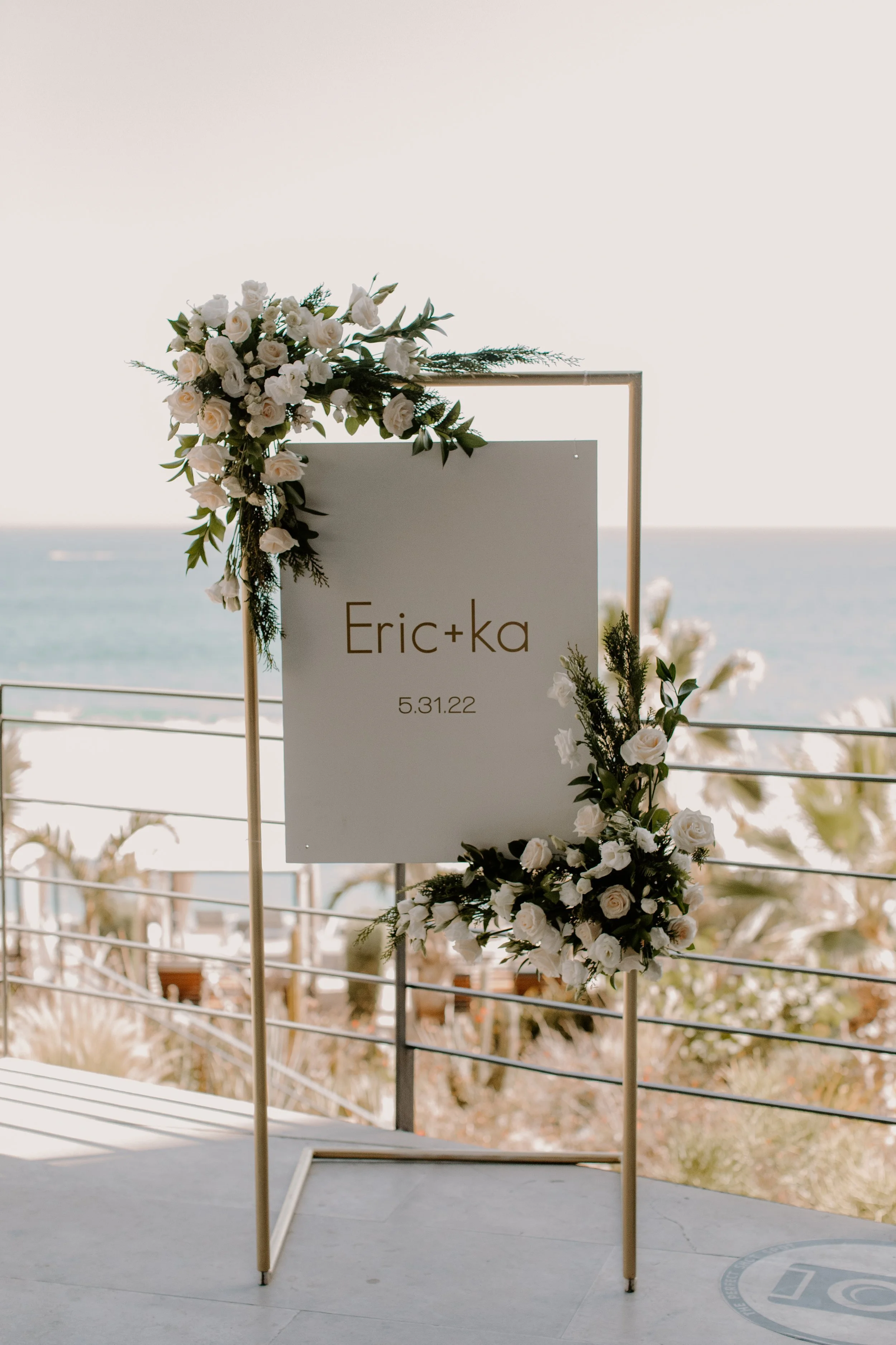 THECAPEWEDDING-CABOSANLUCASWEDDING-ASHGABESPHOTO-152.jpeg