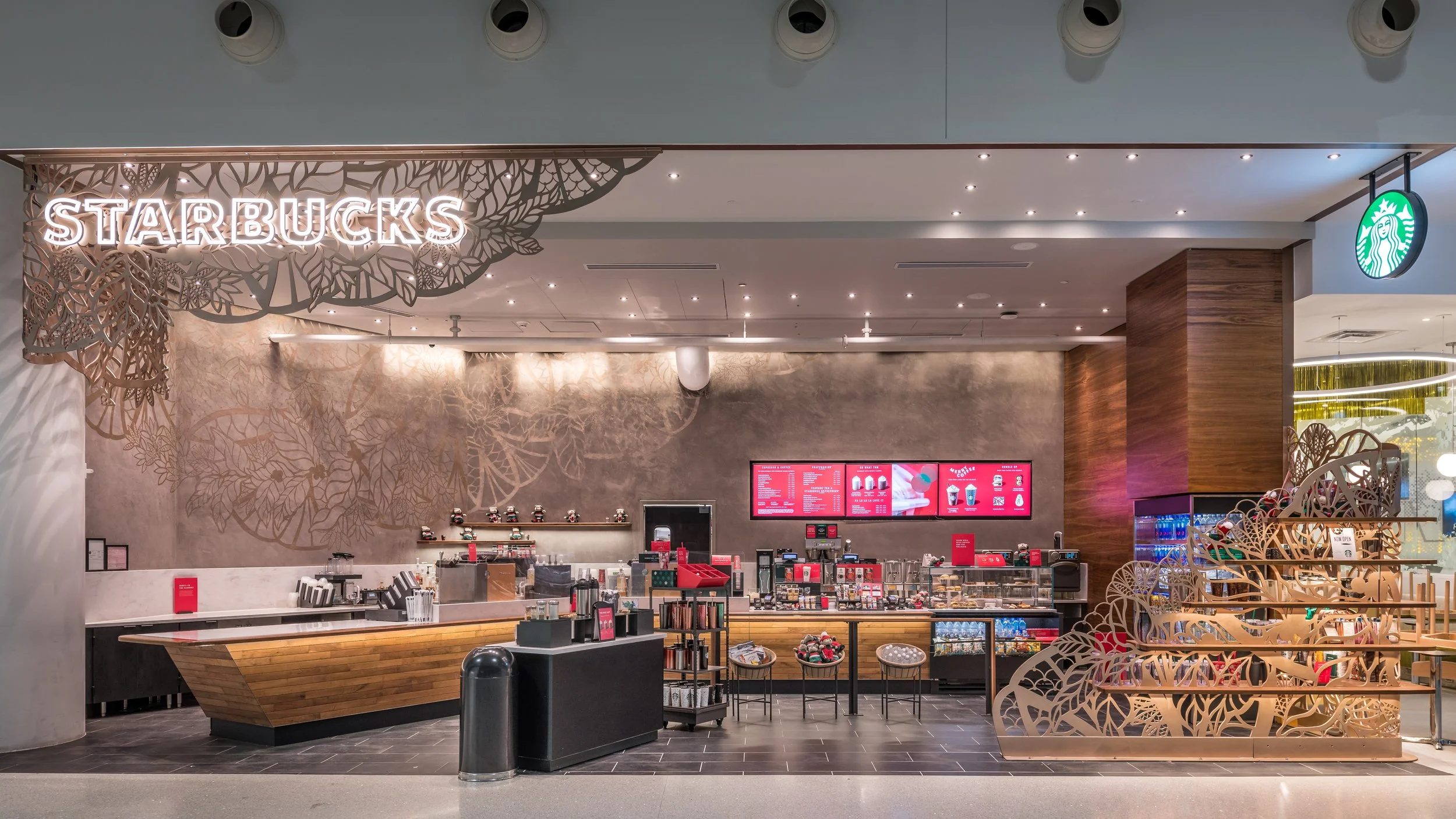 Starbucks | Main Terminal