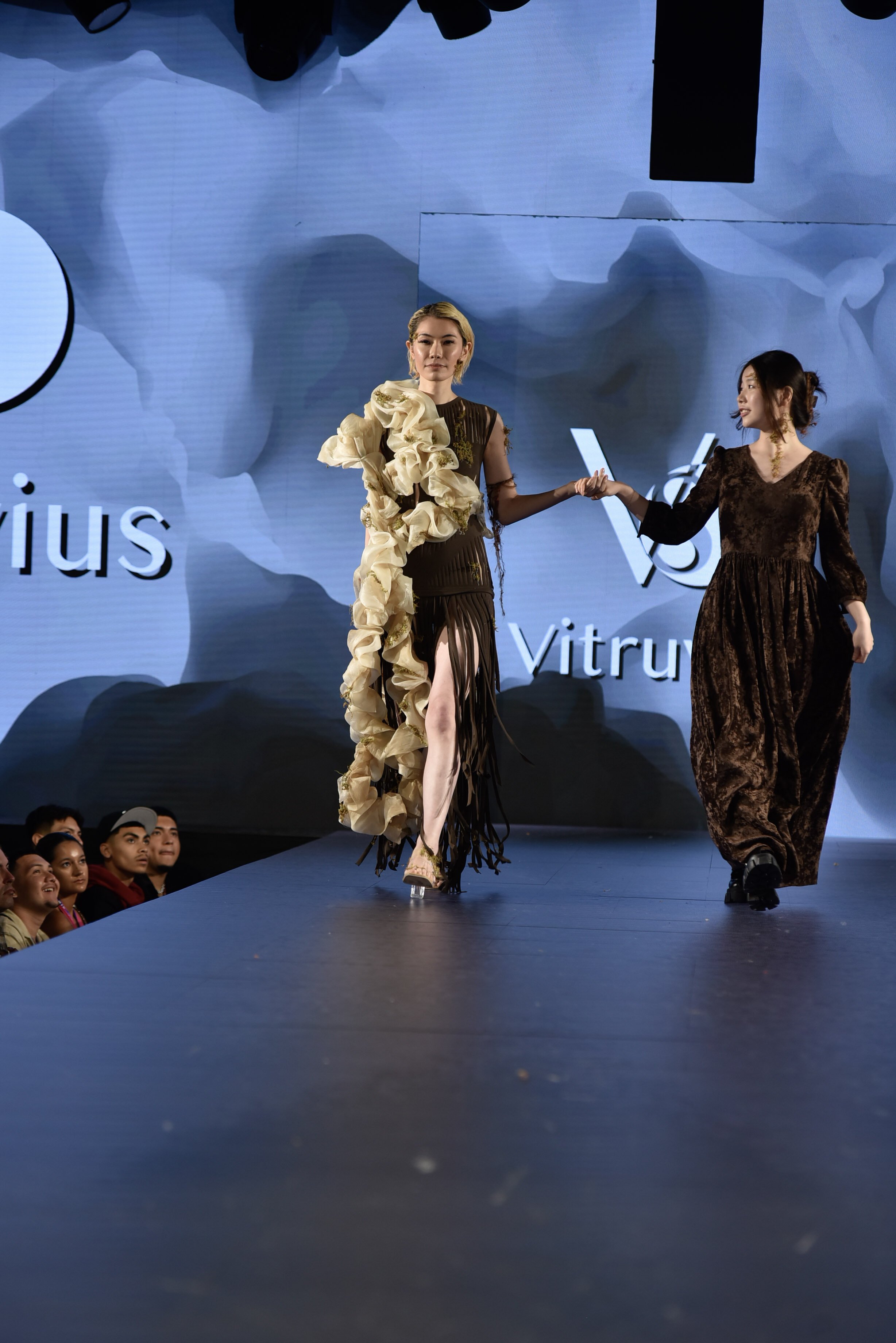 SET. VITRUVIUS (989).jpg