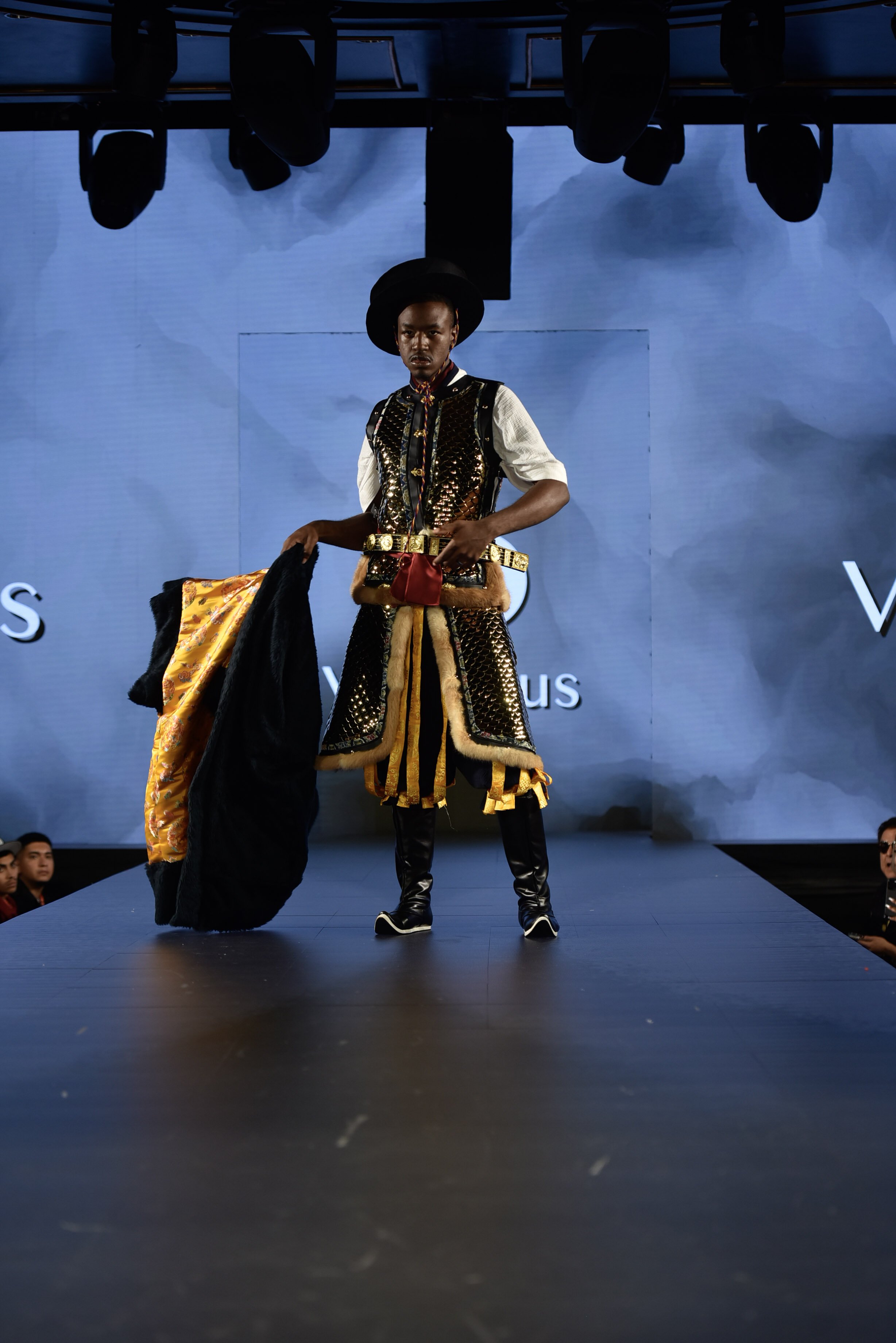 SET. VITRUVIUS (18).jpg