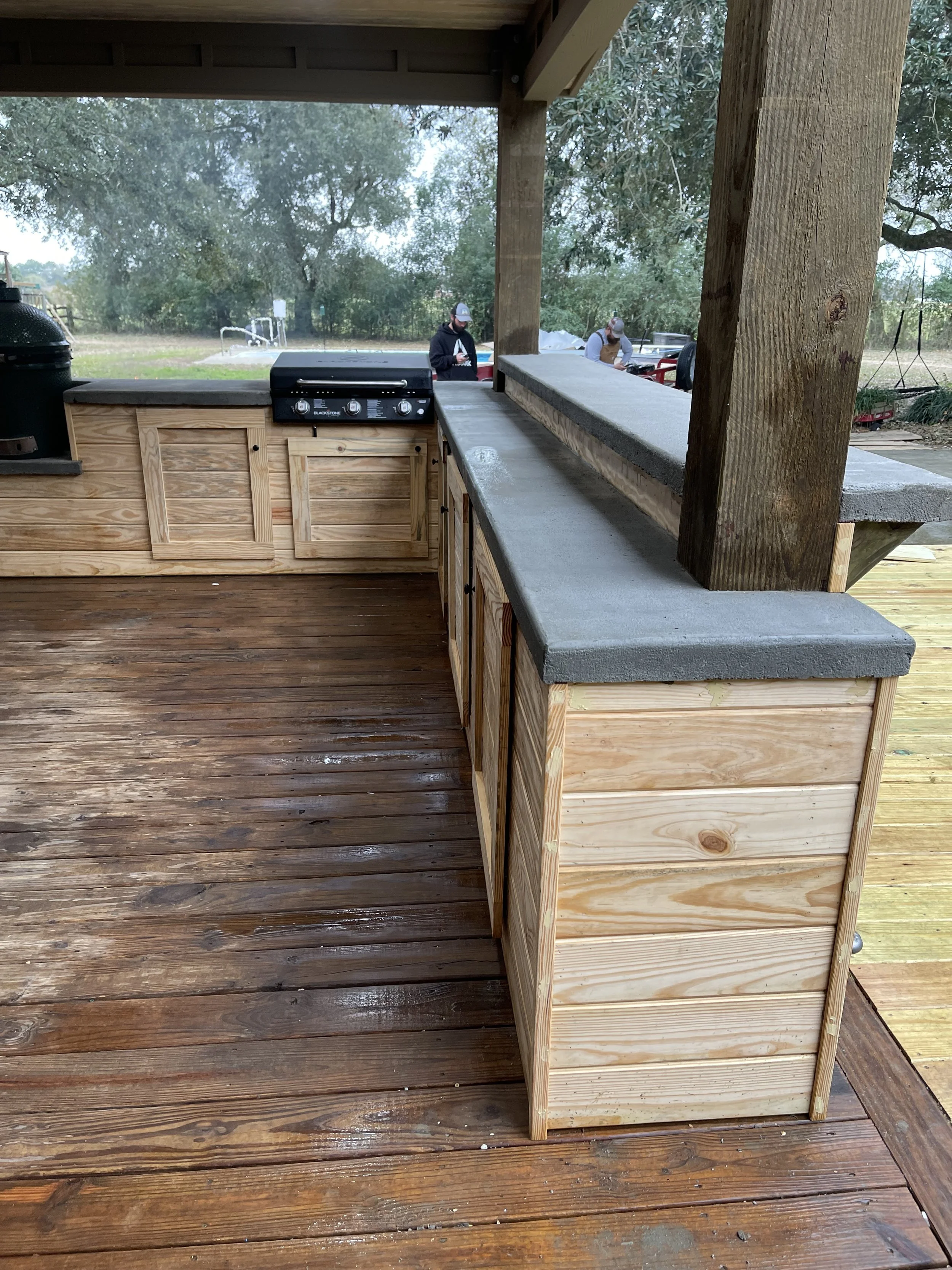 Modern And Sleek Finish Outdoor Kitchen Remodel in Robertsdale, AL by Sovine Construction project photo 16