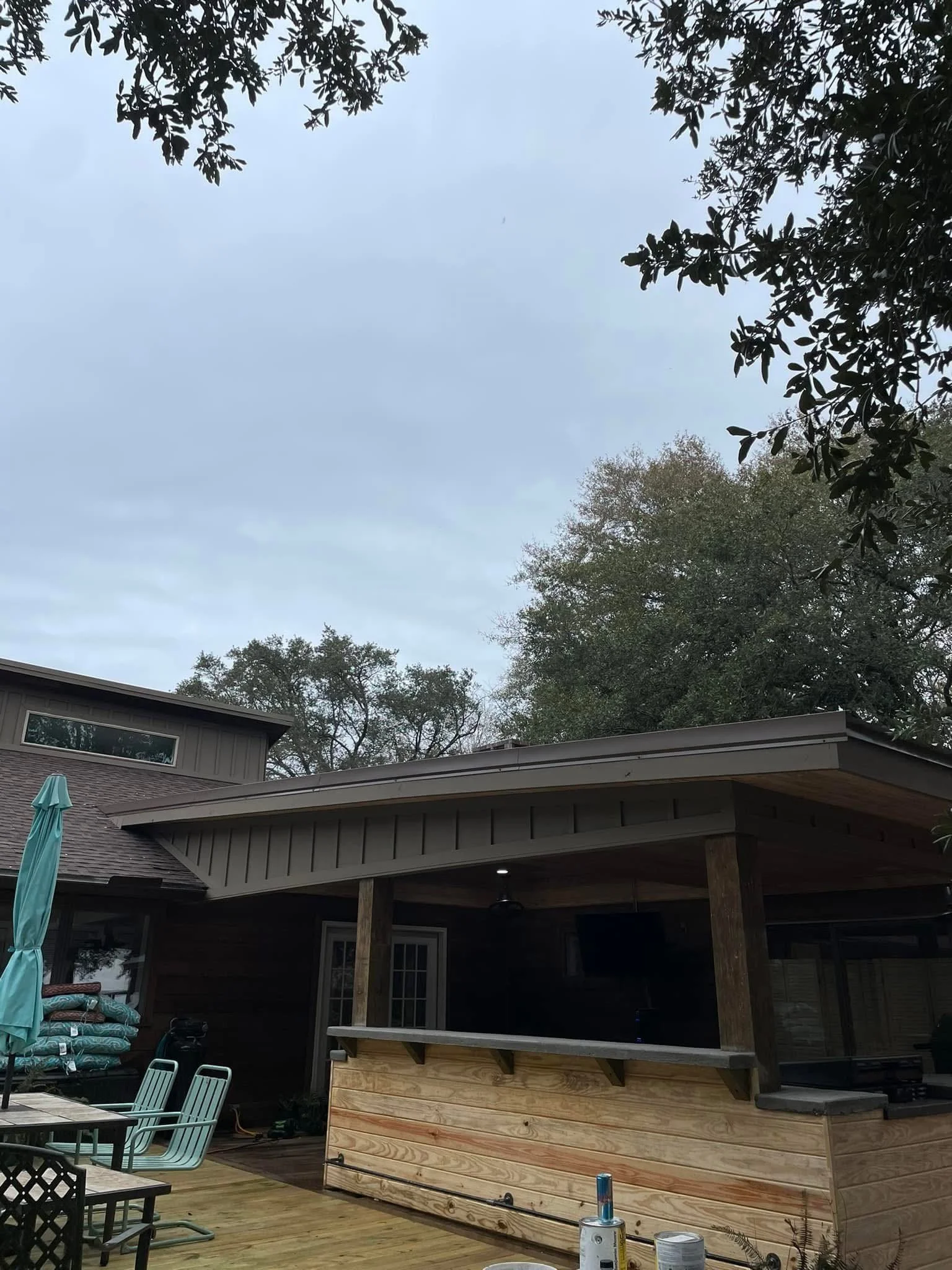 Modern And Sleek Finish Outdoor Kitchen Remodel in Robertsdale, AL by Sovine Construction project photo 2