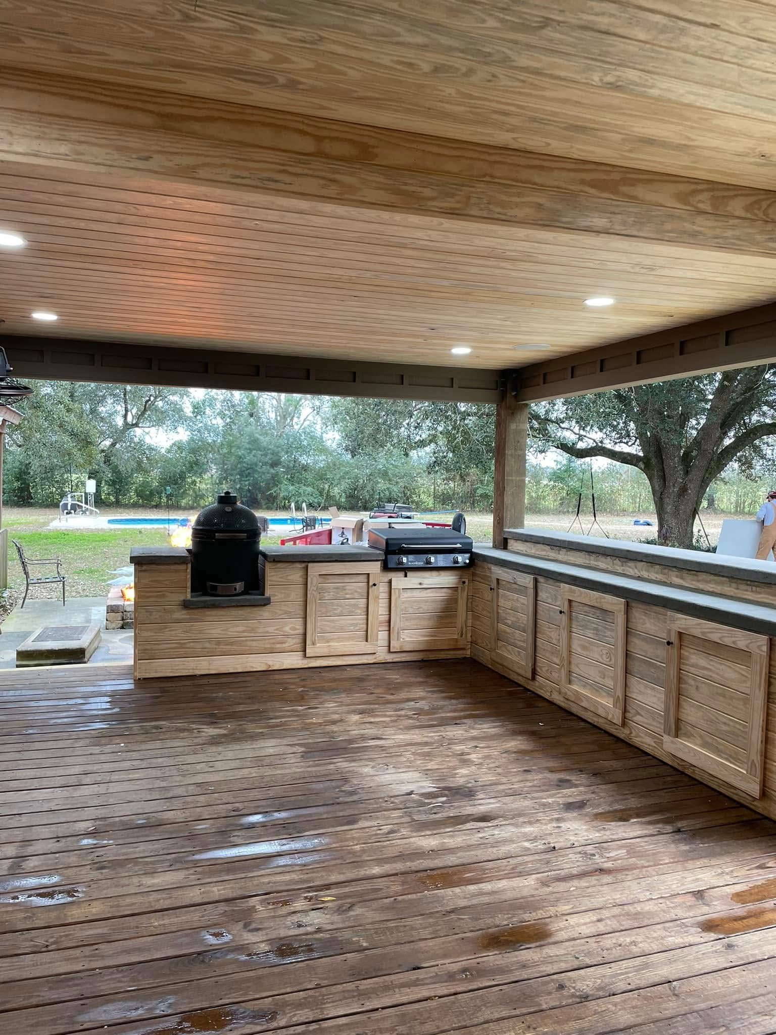 Outdoor Kitchen & Entertainment Area - Robertsdale, AL (Baldwin County)