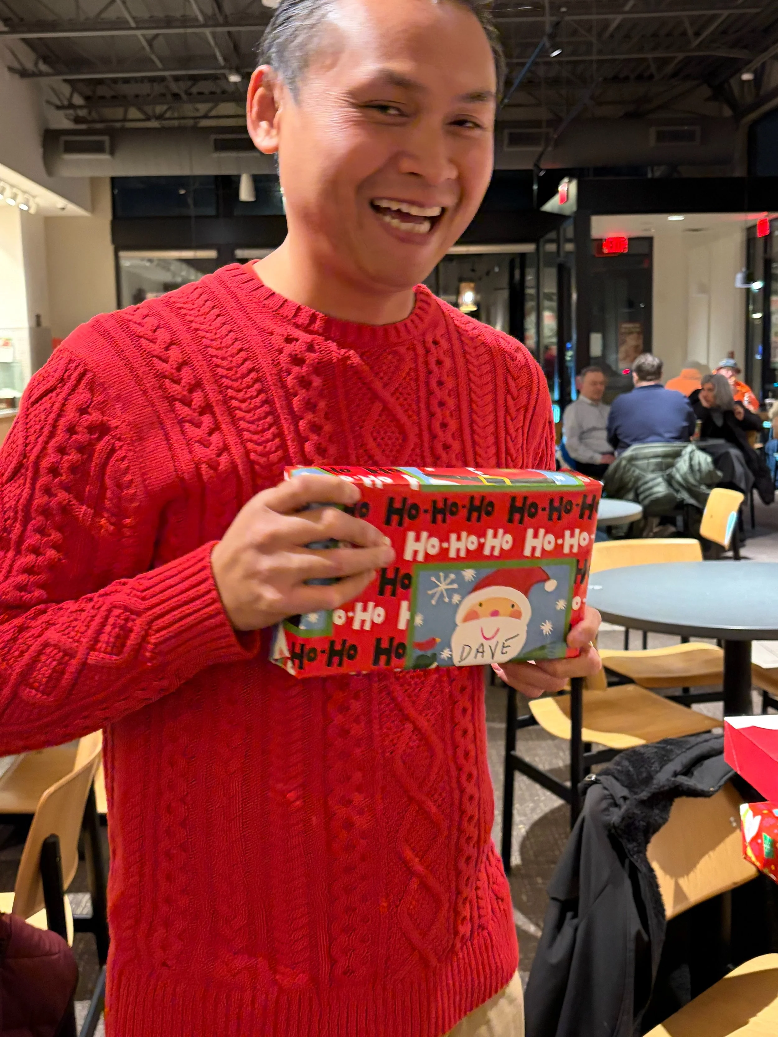 2025-12-21_Secret_Santa_10.jpg