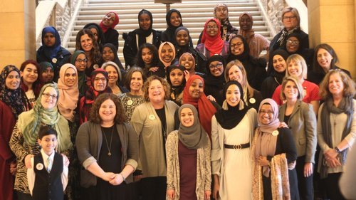 Reviving the Islamic Sisterhood for Empowerment 
