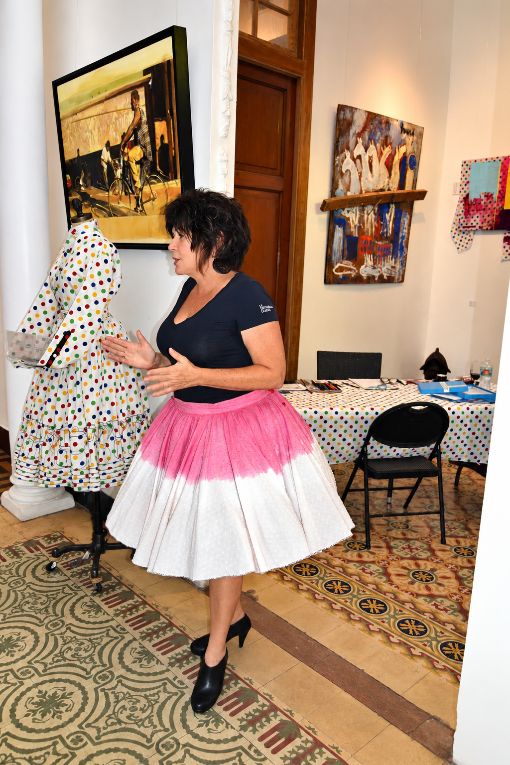 Animated Gallery Curator in Polka-Dot Exhibition.png