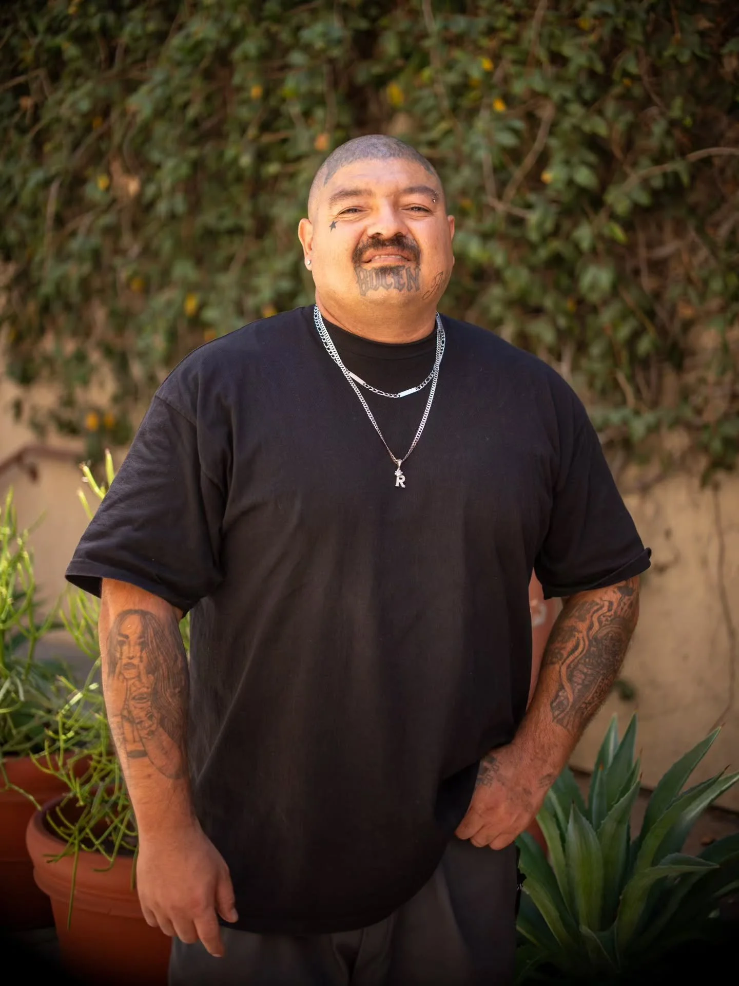 Meet Gabriel, a graduate of the Homeboy Industries 18-month program and newest member of our team working as a barista here at Tepito Coffee. ☕️

Give him a warm welcome as we look forward to seeing his light continue to shine! 🌞💪🏽